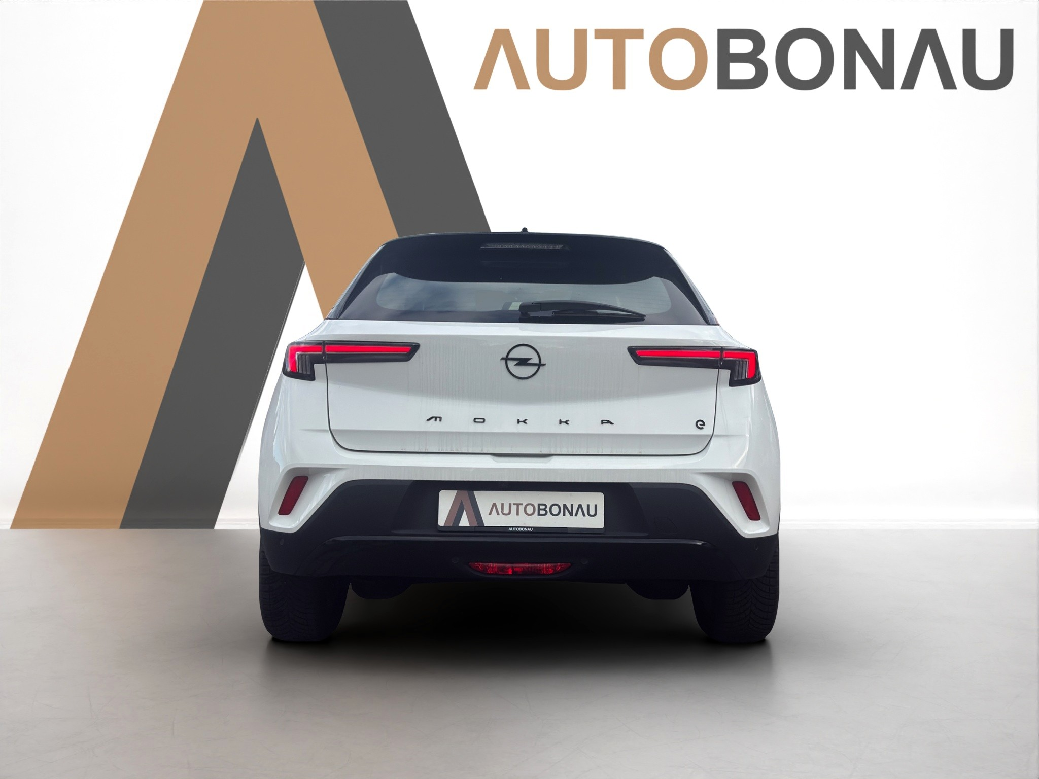 listing desktop thumbnail image 3