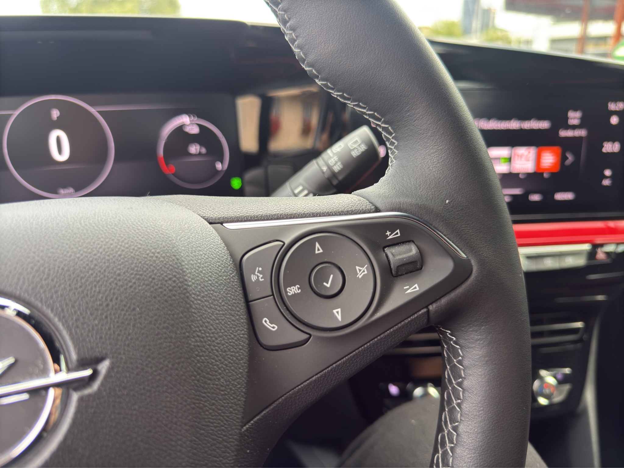 listing desktop thumbnail image 22