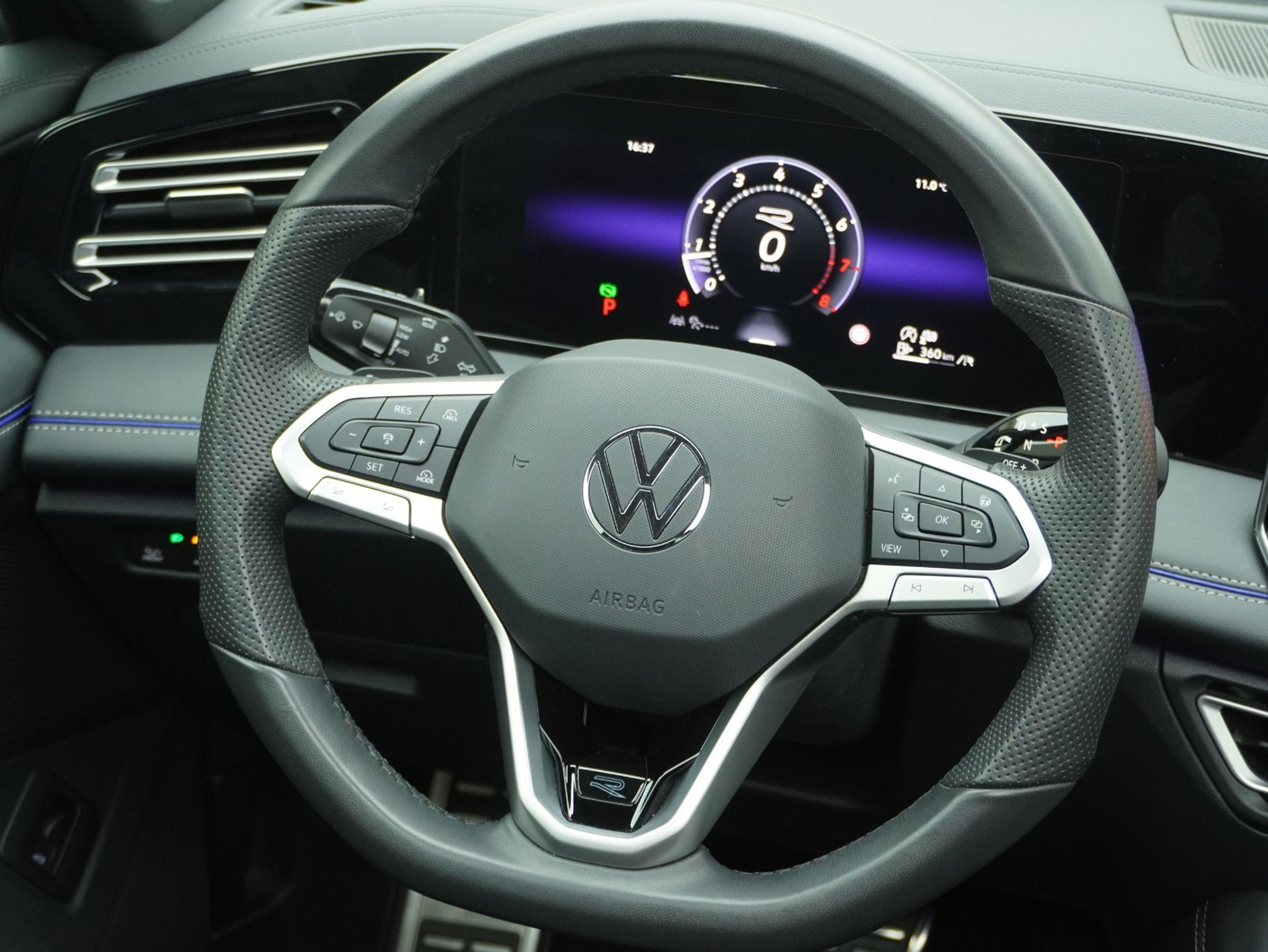 listing desktop thumbnail image 11