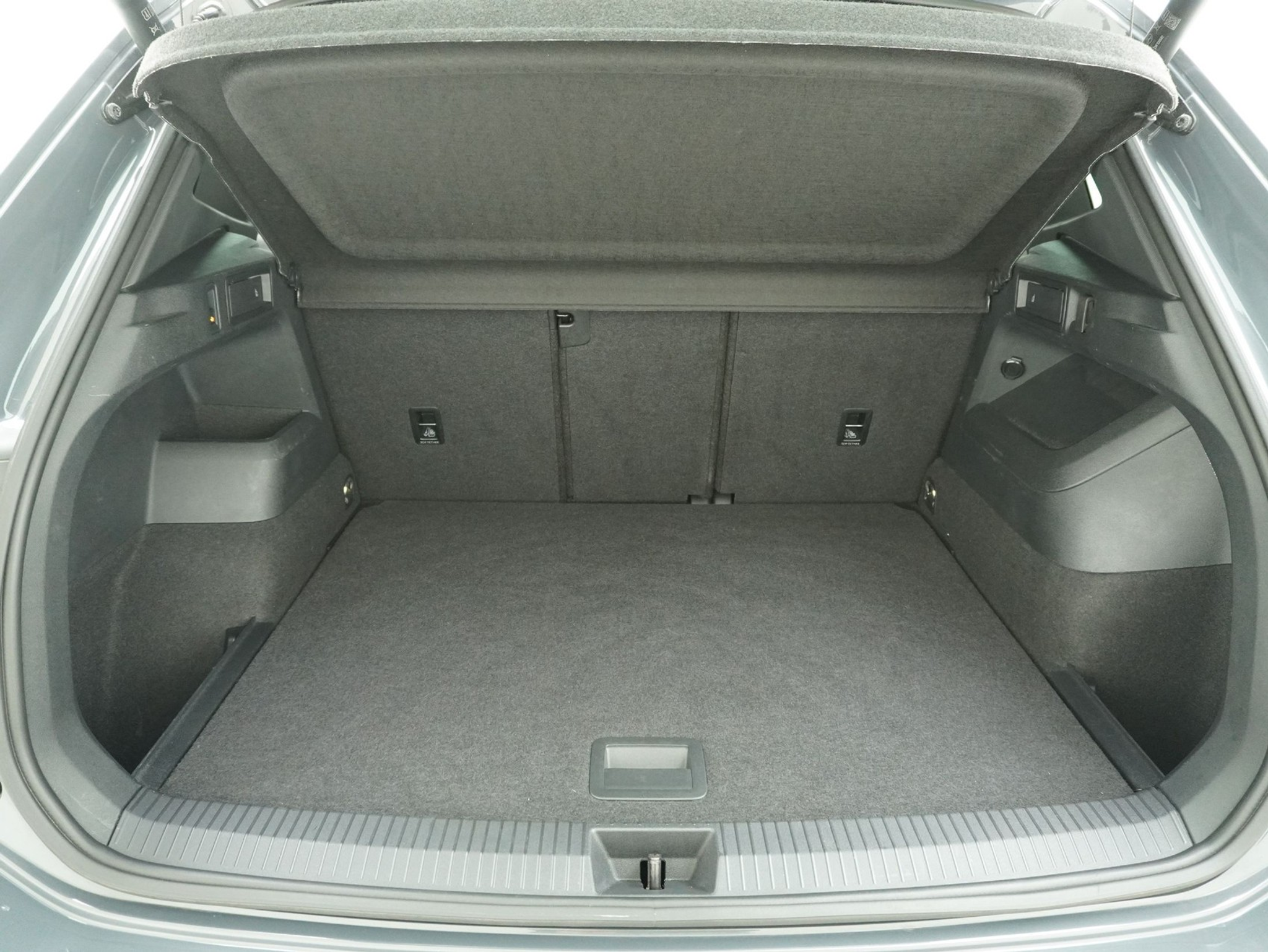 listing desktop thumbnail image 14