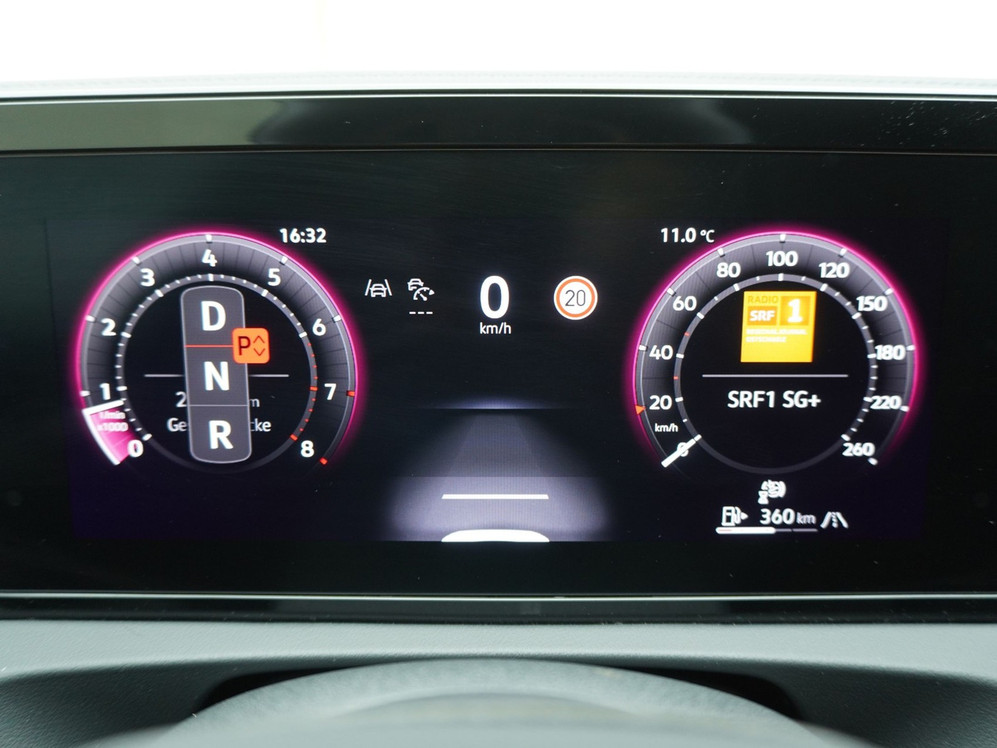 listing desktop thumbnail image 19