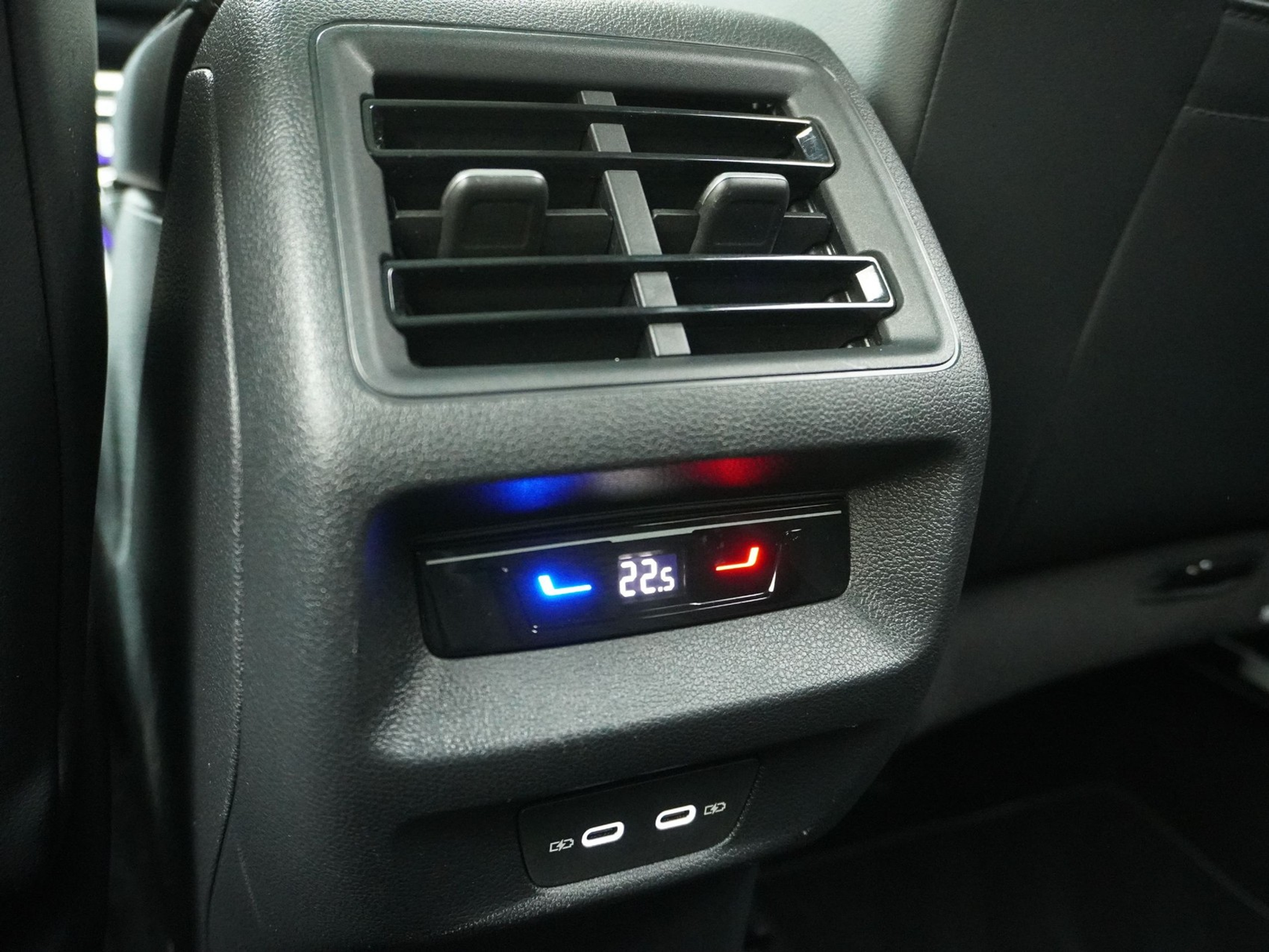 listing desktop thumbnail image 13