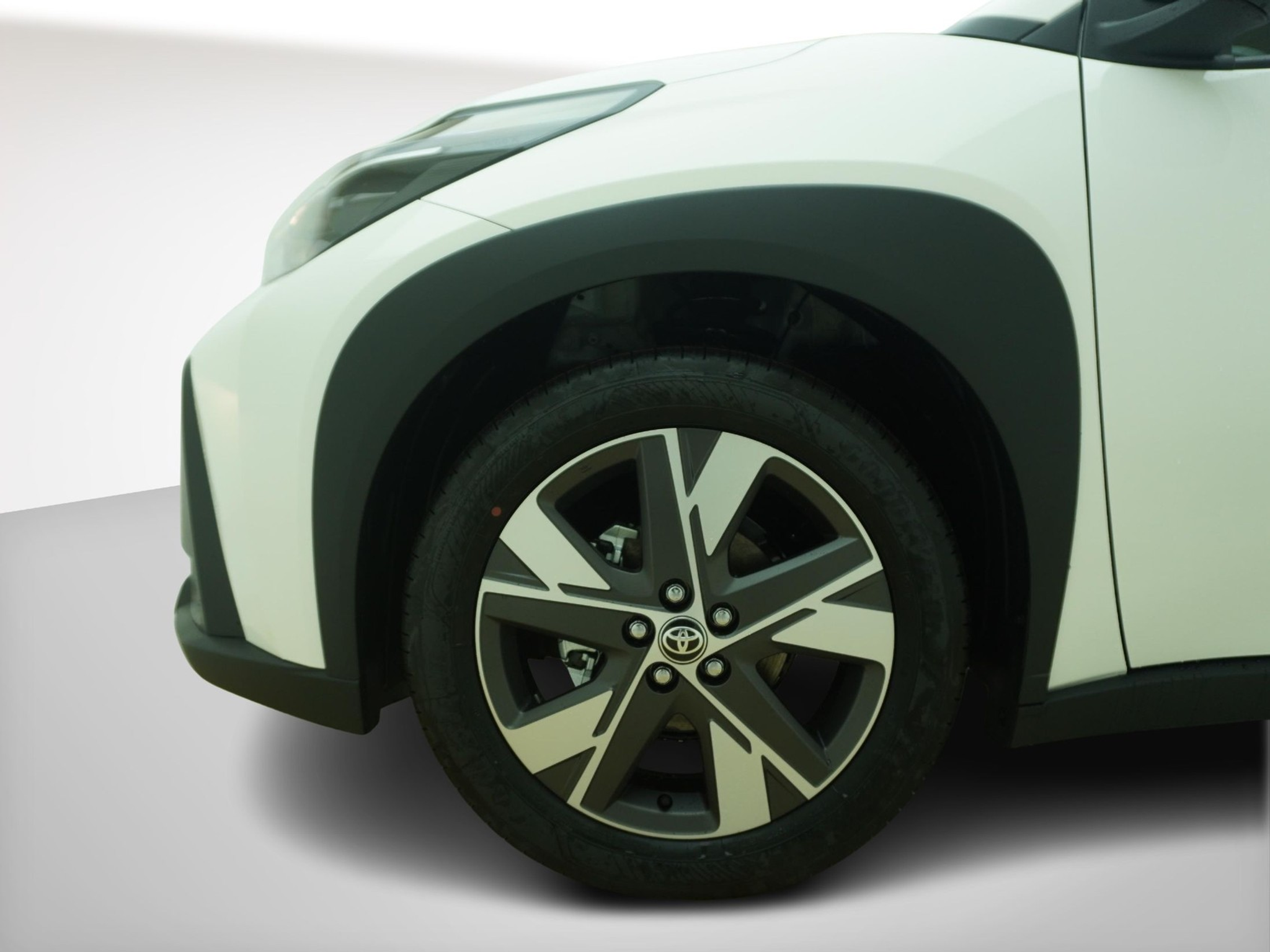 listing desktop thumbnail image 5