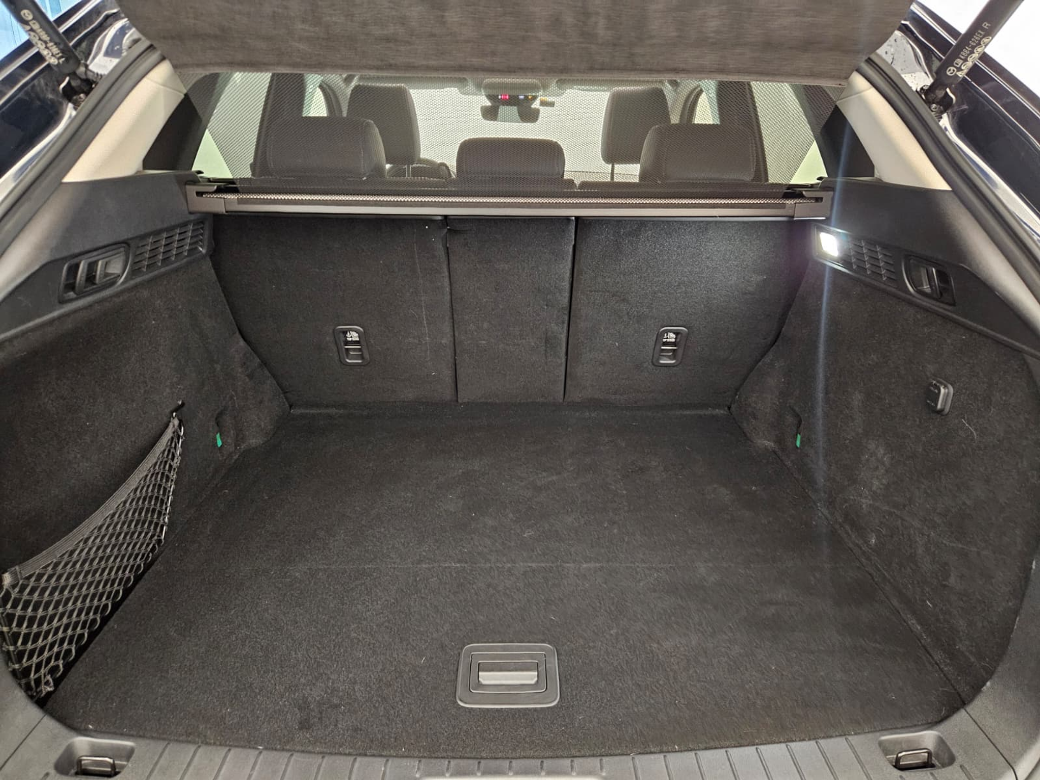 listing desktop thumbnail image 14