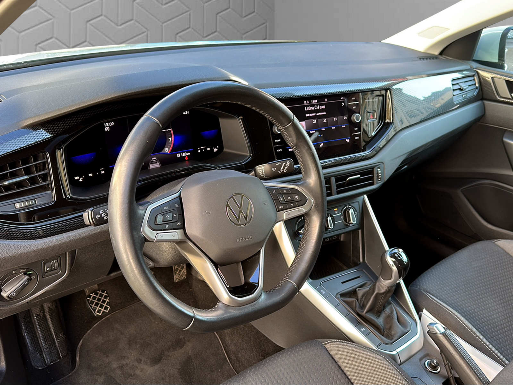 listing desktop thumbnail image 11