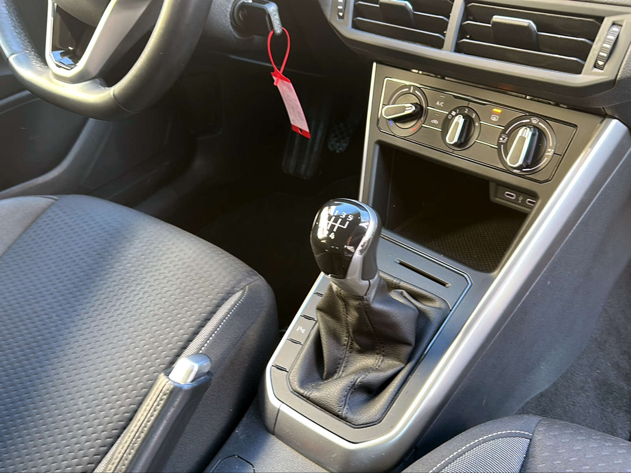 listing desktop thumbnail image 14