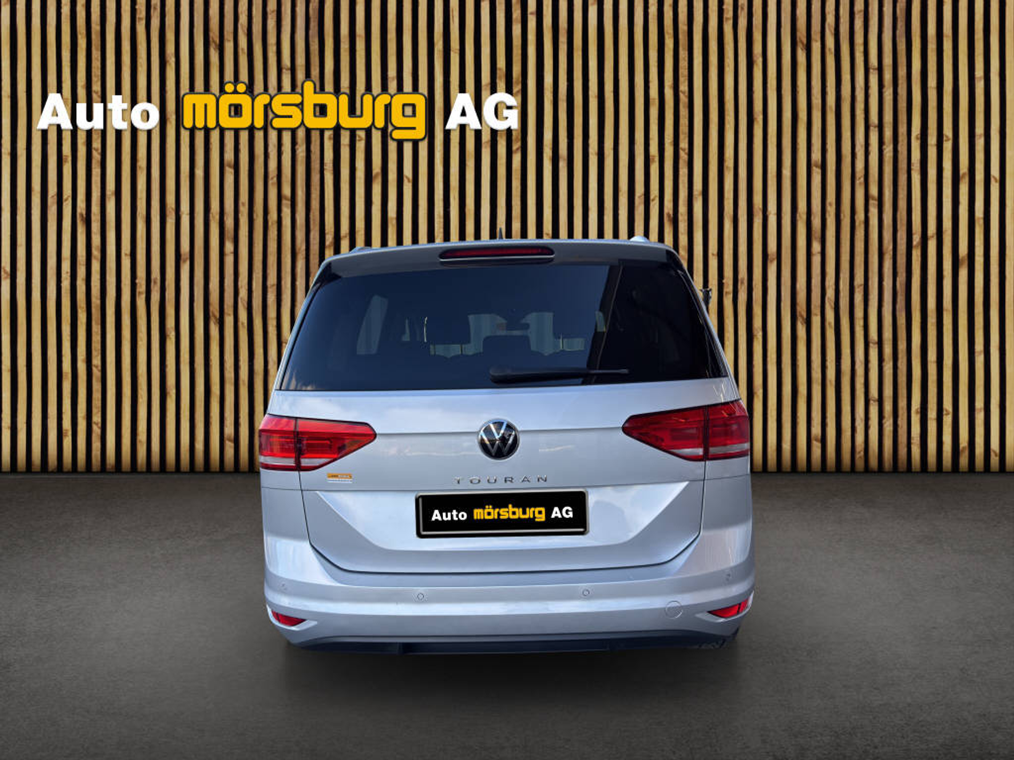 listing desktop thumbnail image 15