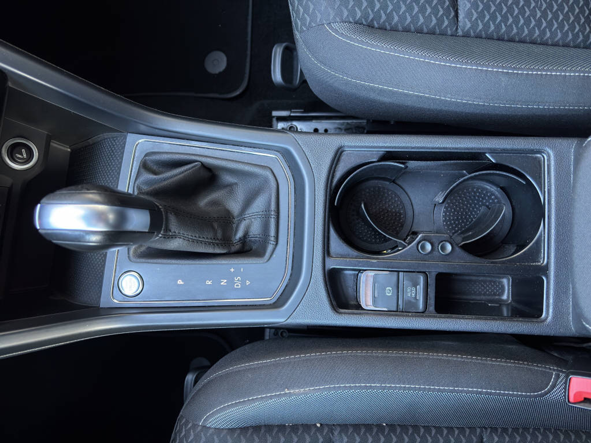 listing desktop thumbnail image 11