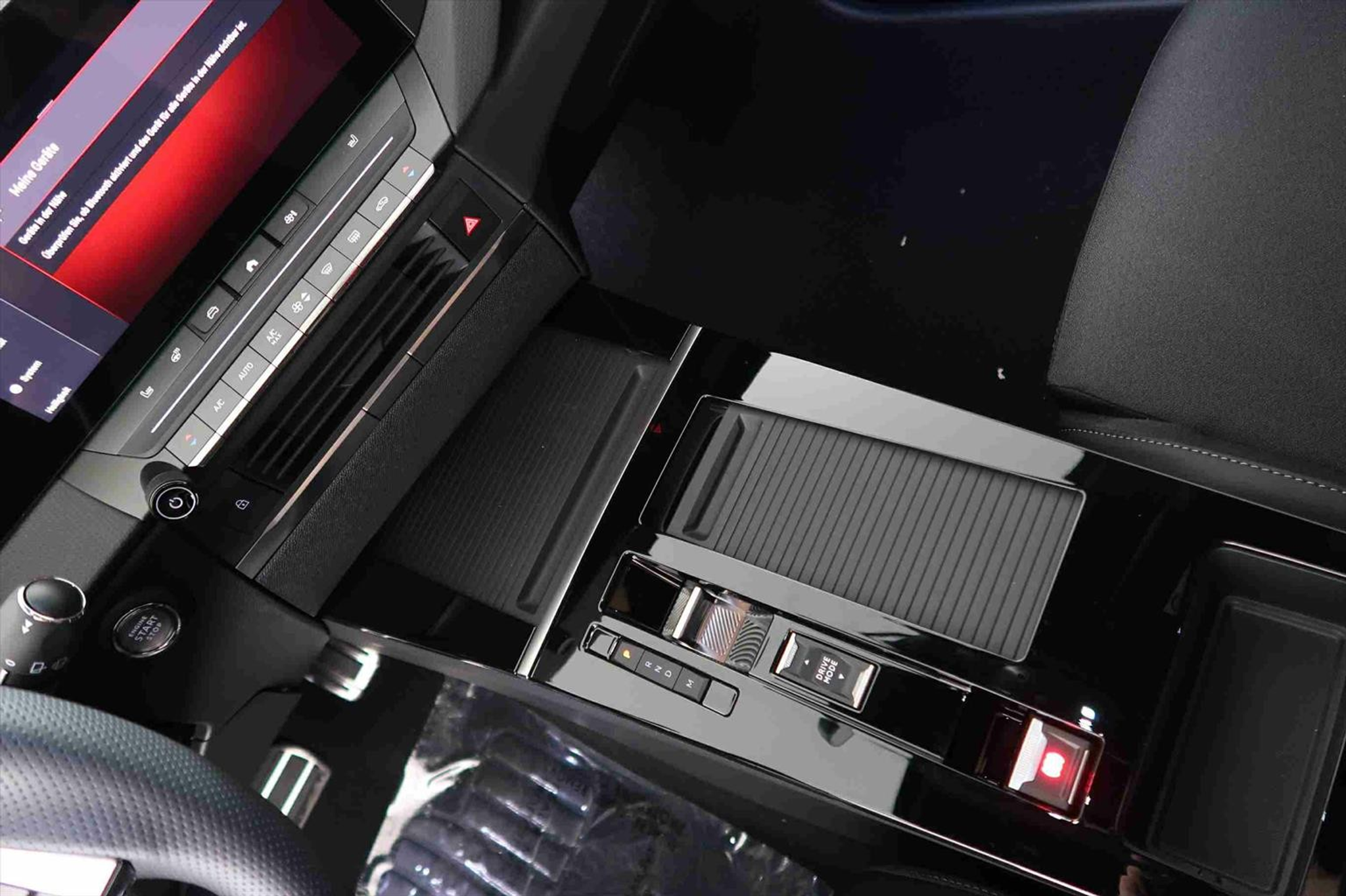 listing desktop thumbnail image 13