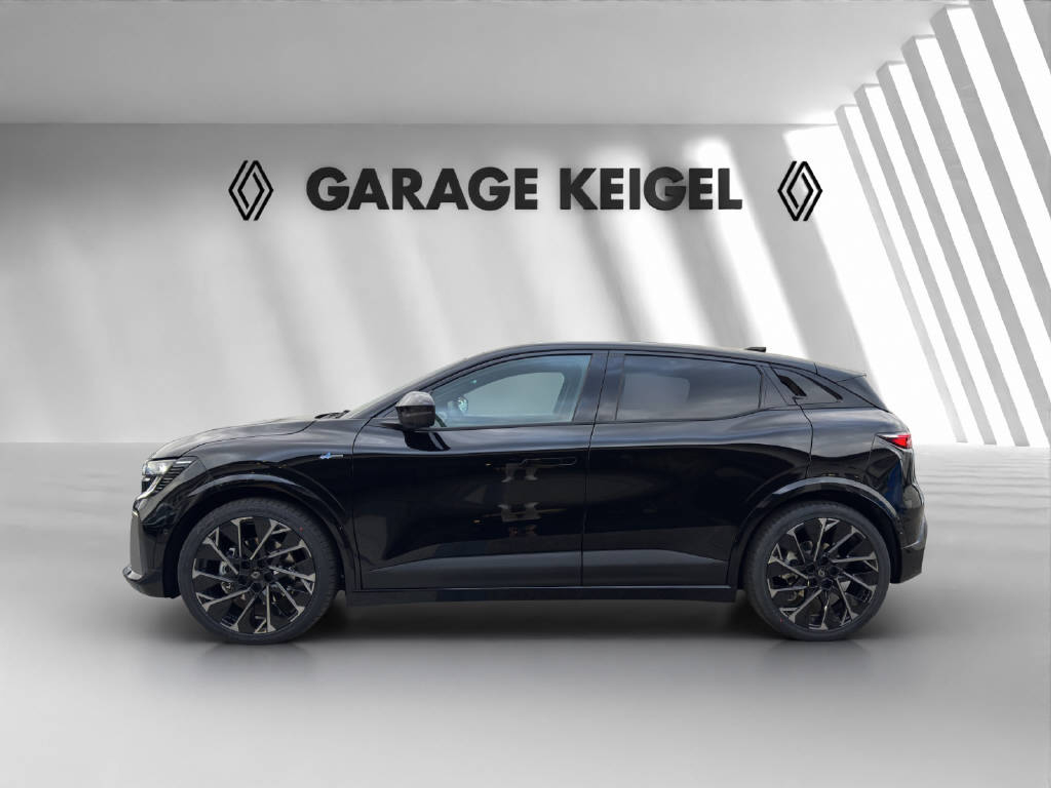 listing desktop thumbnail image 1