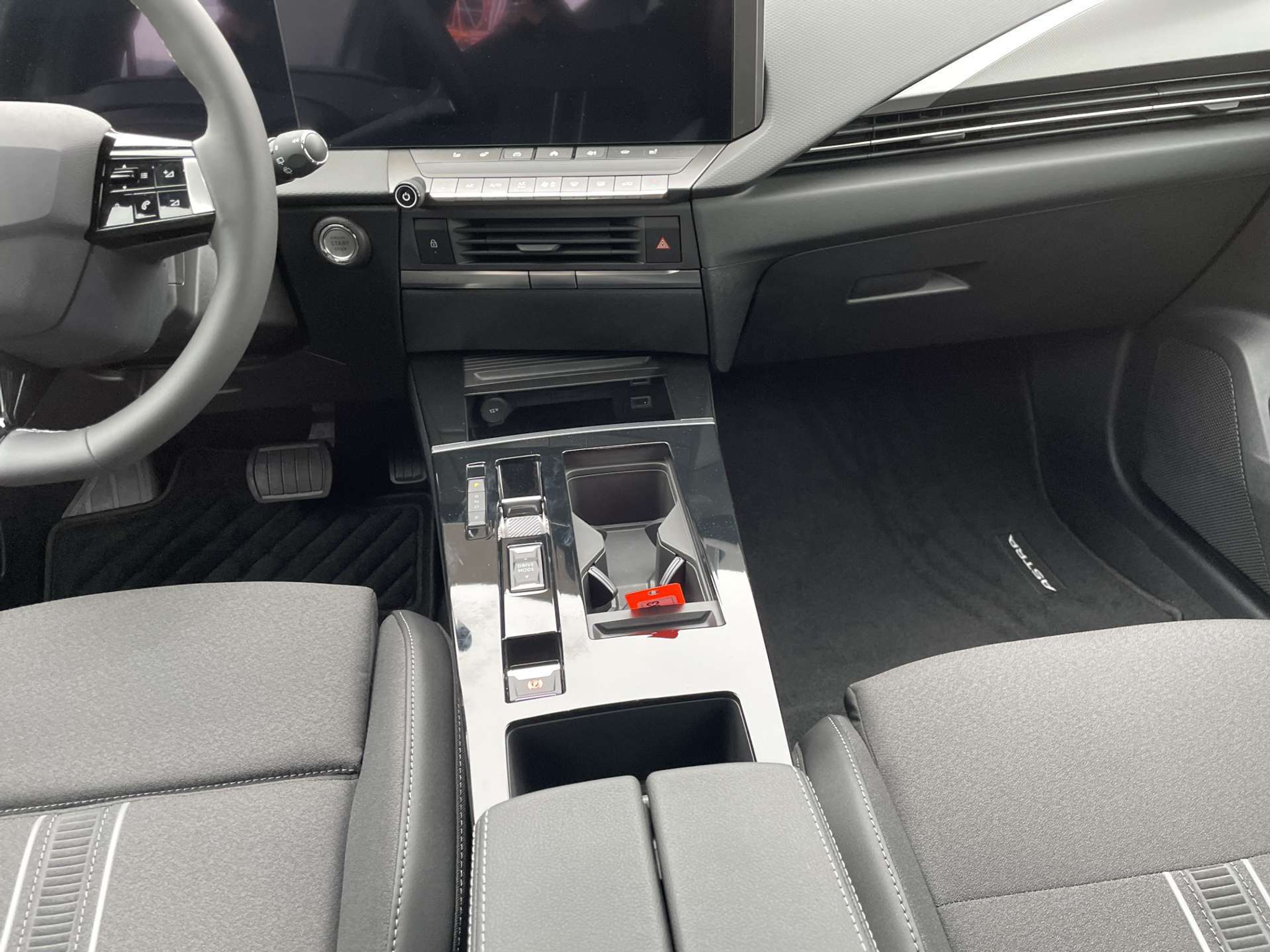 listing desktop thumbnail image 11