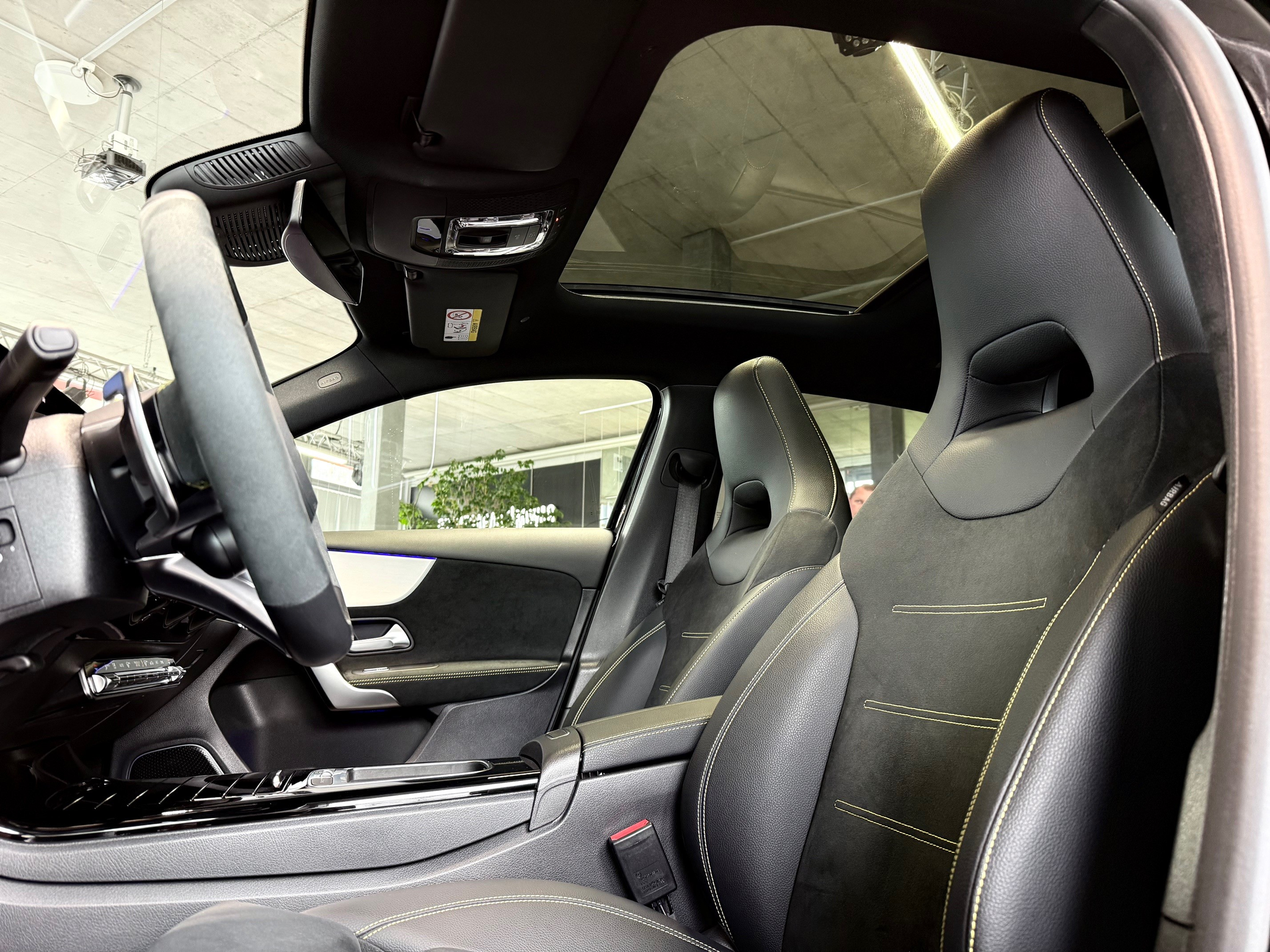 listing desktop thumbnail image 10