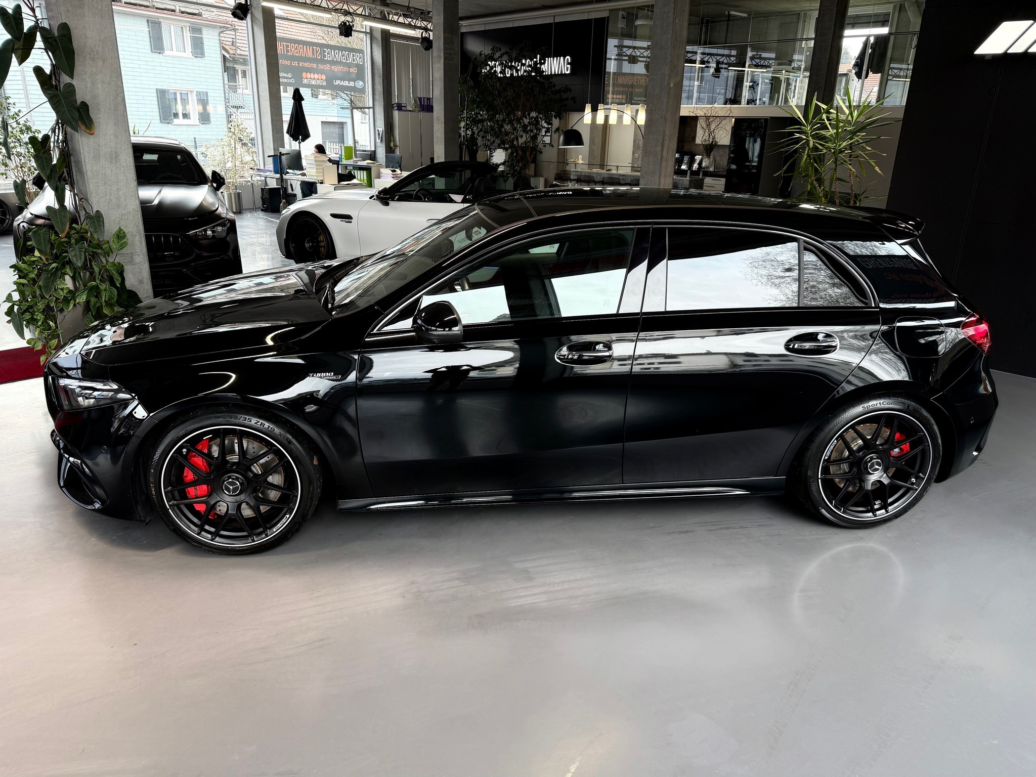 listing desktop thumbnail image 2