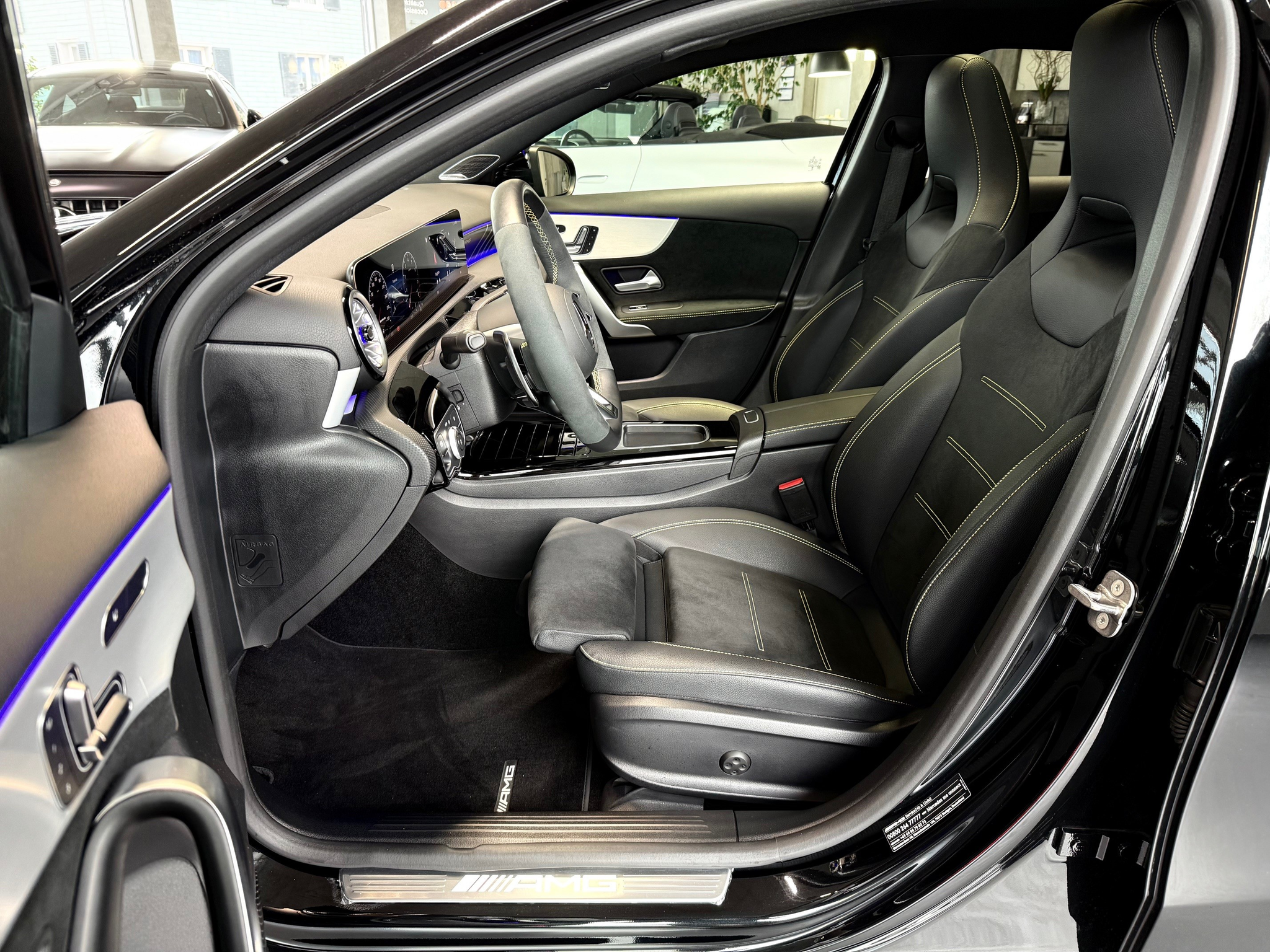 listing desktop thumbnail image 9