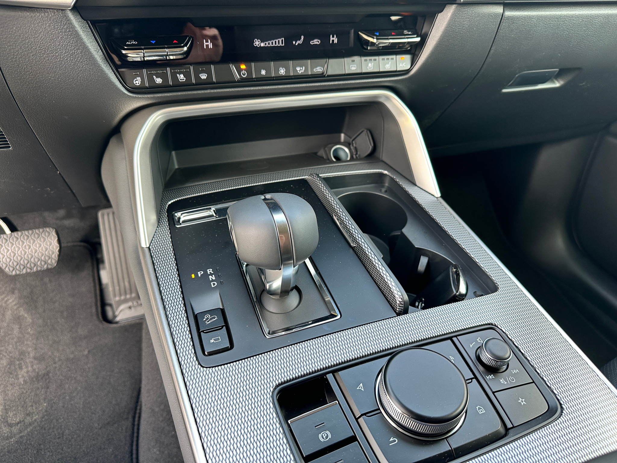 listing desktop thumbnail image 9