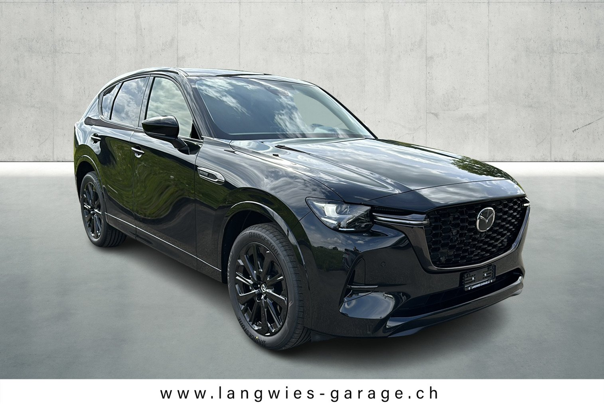 listing desktop thumbnail image 4