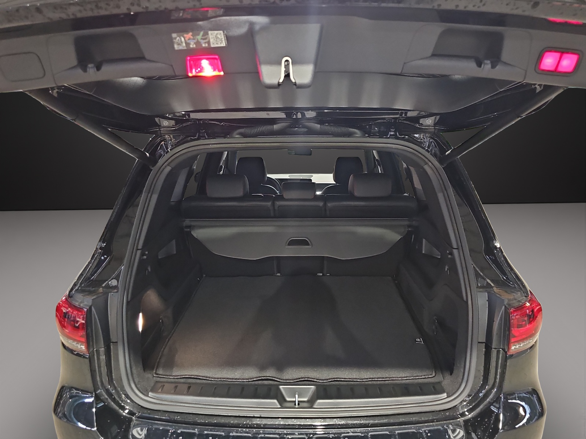 listing desktop thumbnail image 8