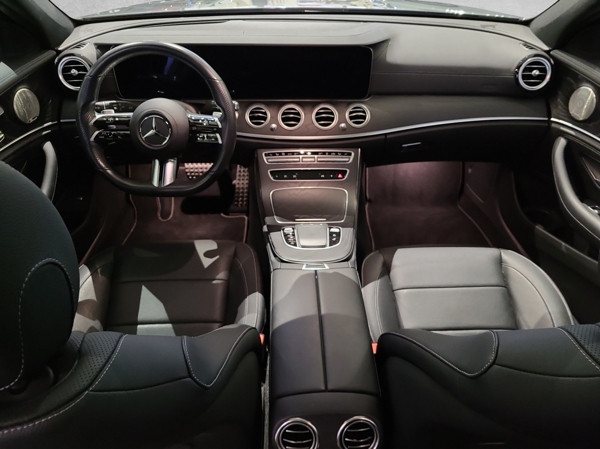 listing desktop thumbnail image 11