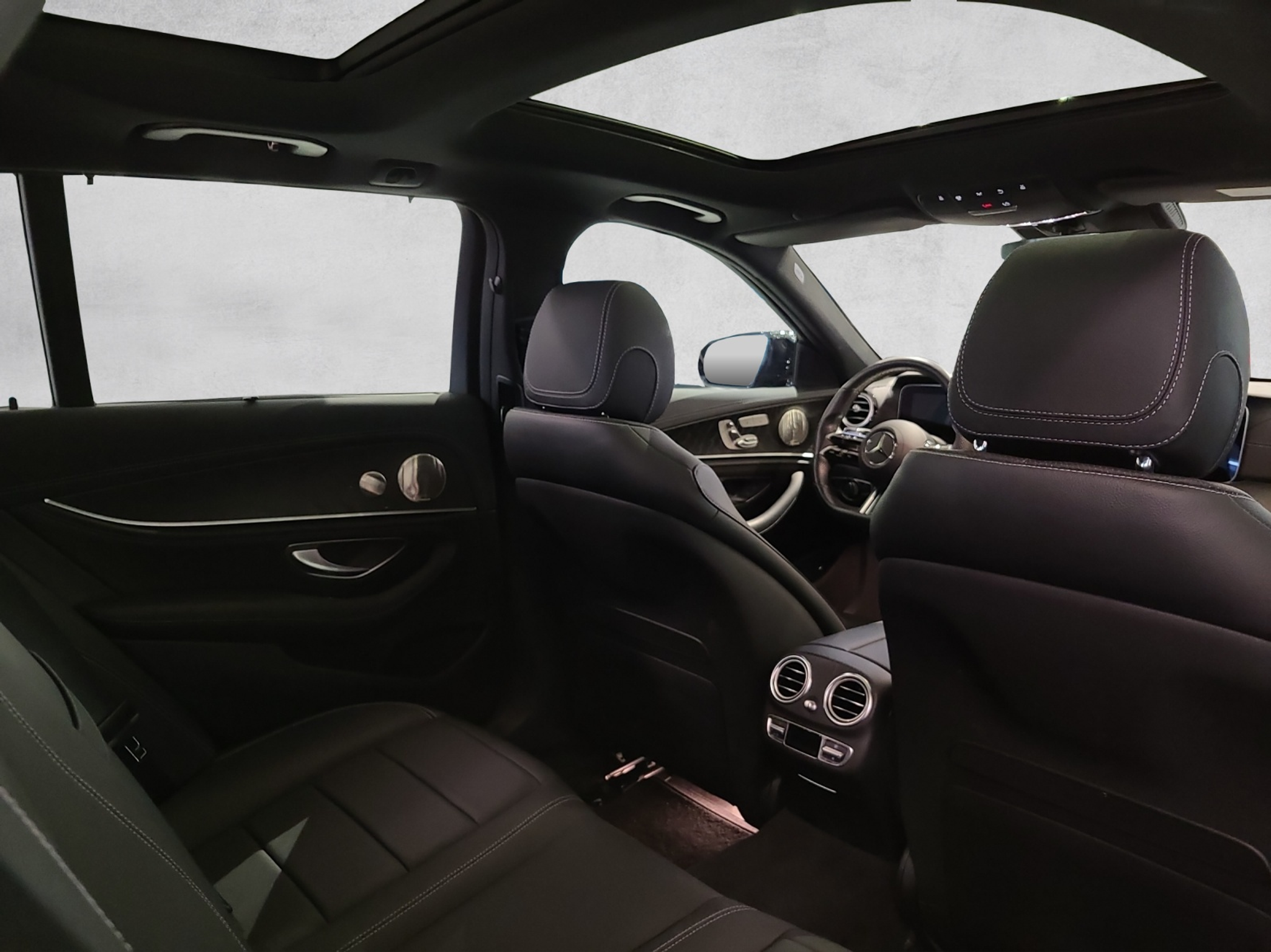 listing desktop thumbnail image 14