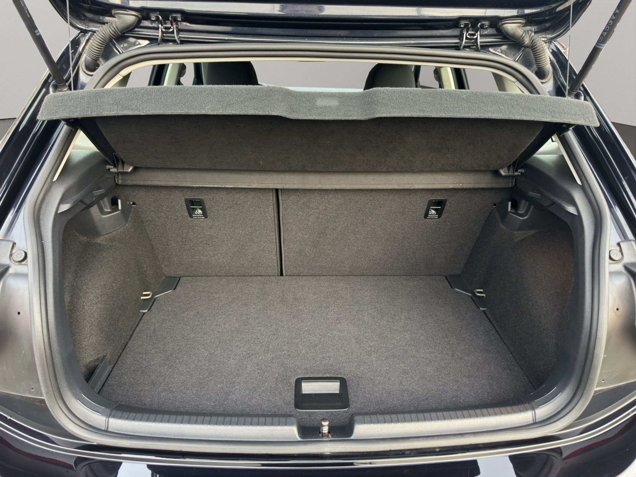 listing desktop thumbnail image 14