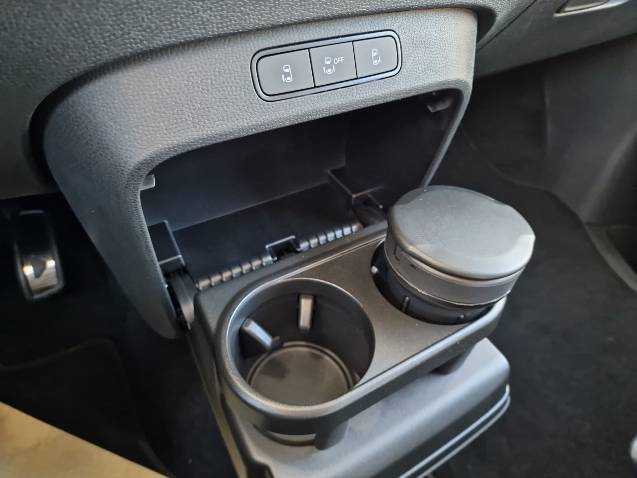 listing desktop thumbnail image 15