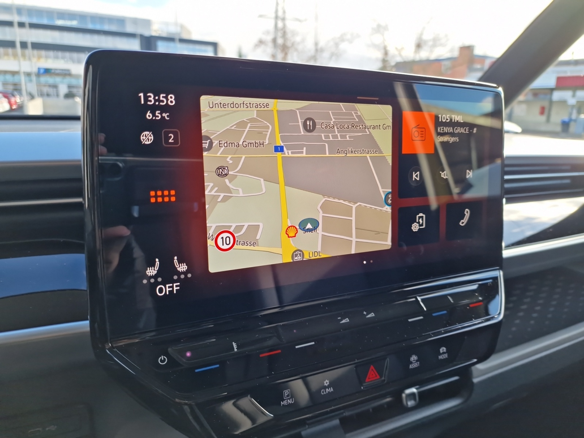 listing desktop thumbnail image 11