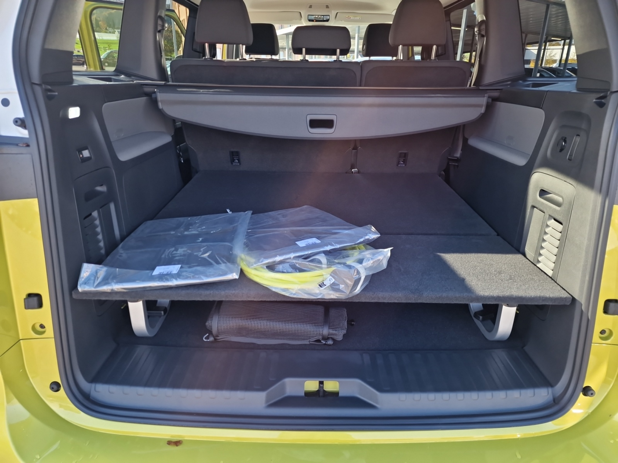 listing desktop thumbnail image 21