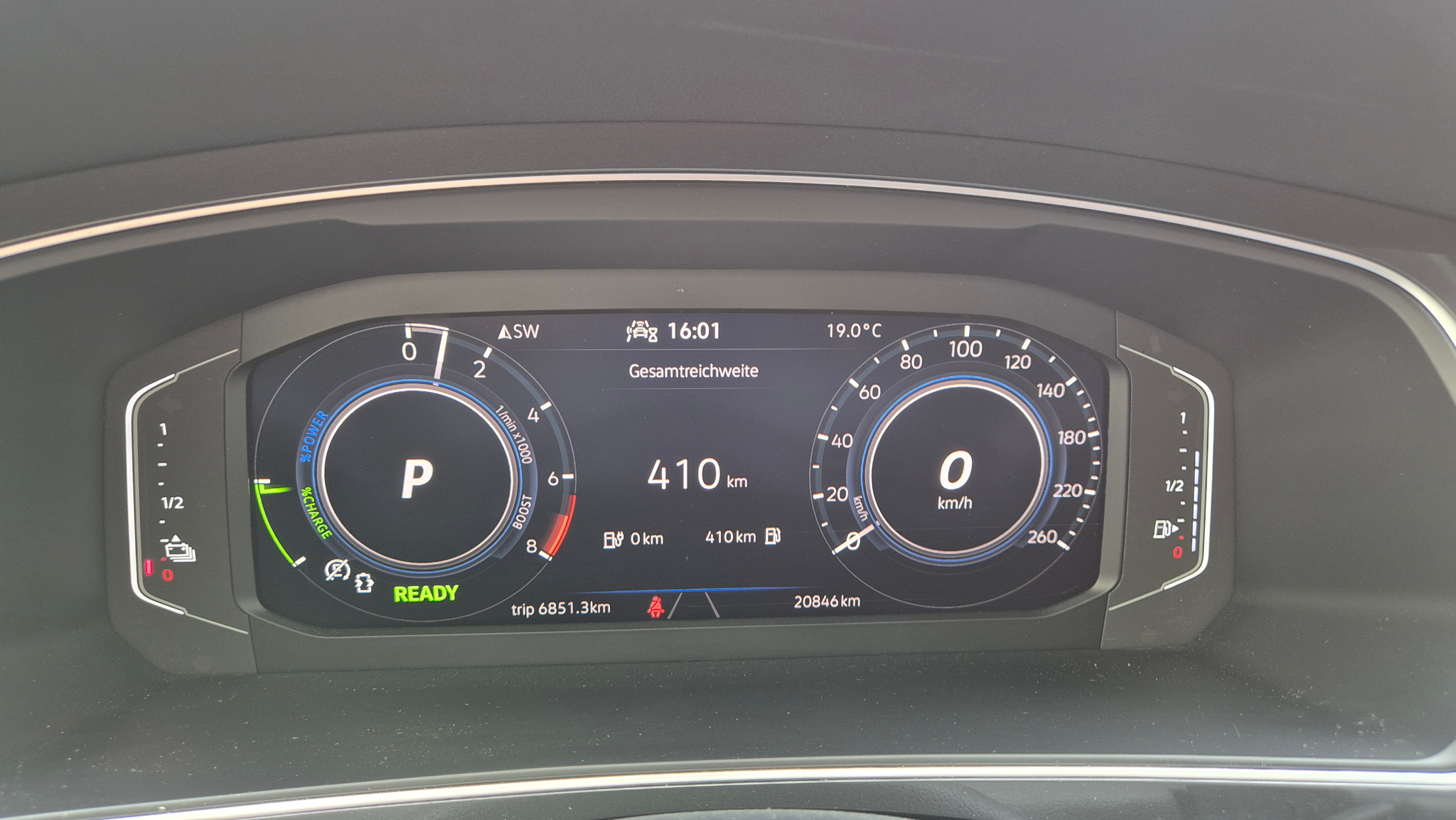 listing desktop thumbnail image 17