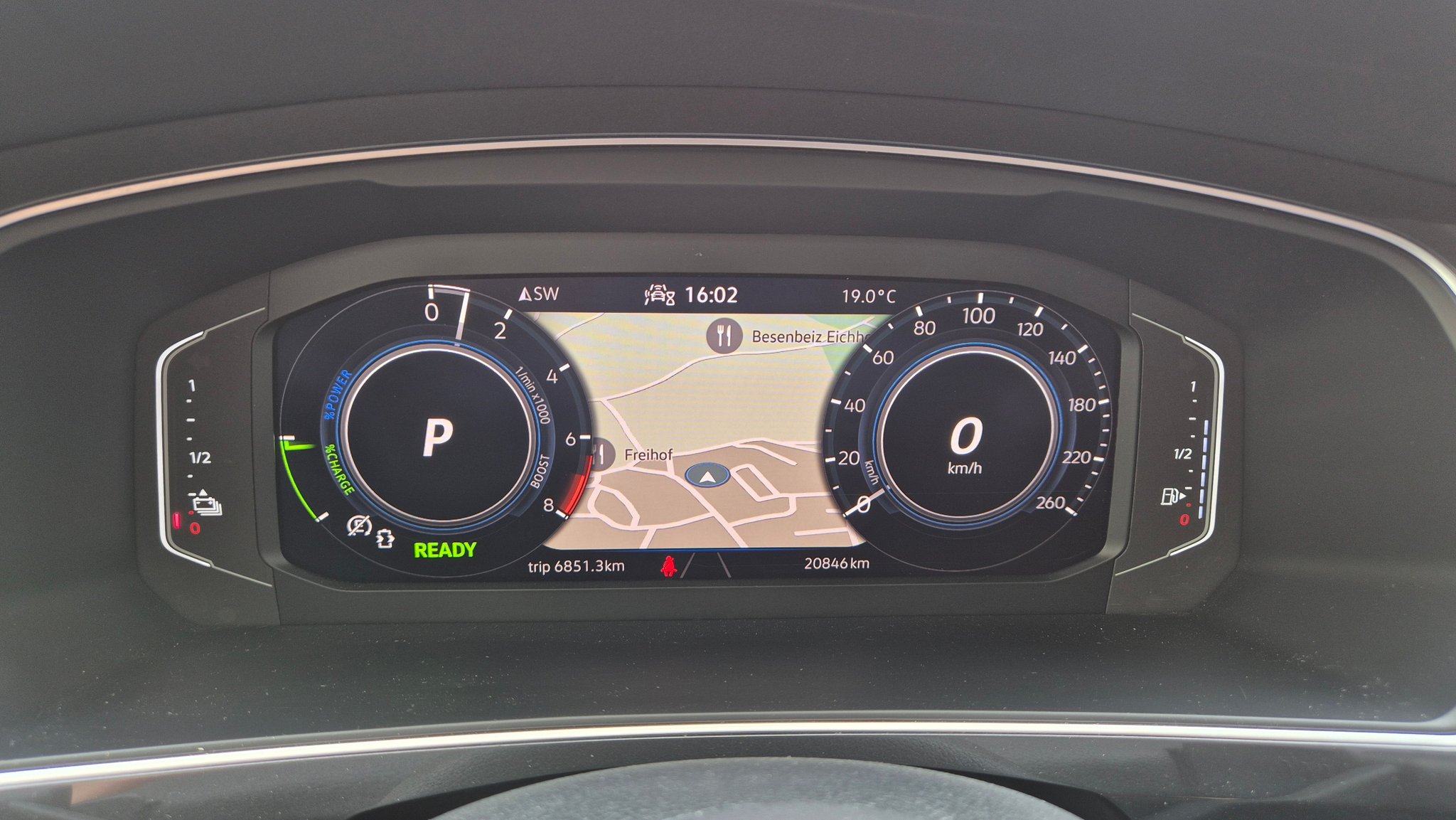 listing desktop thumbnail image 18