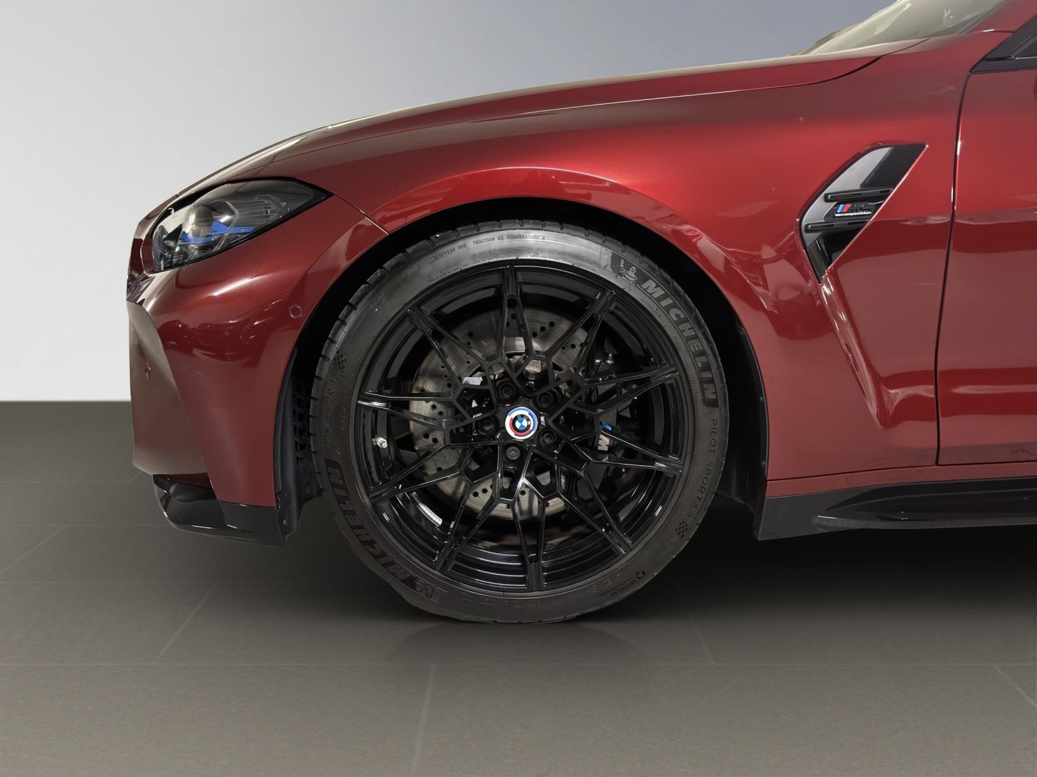 listing desktop thumbnail image 2