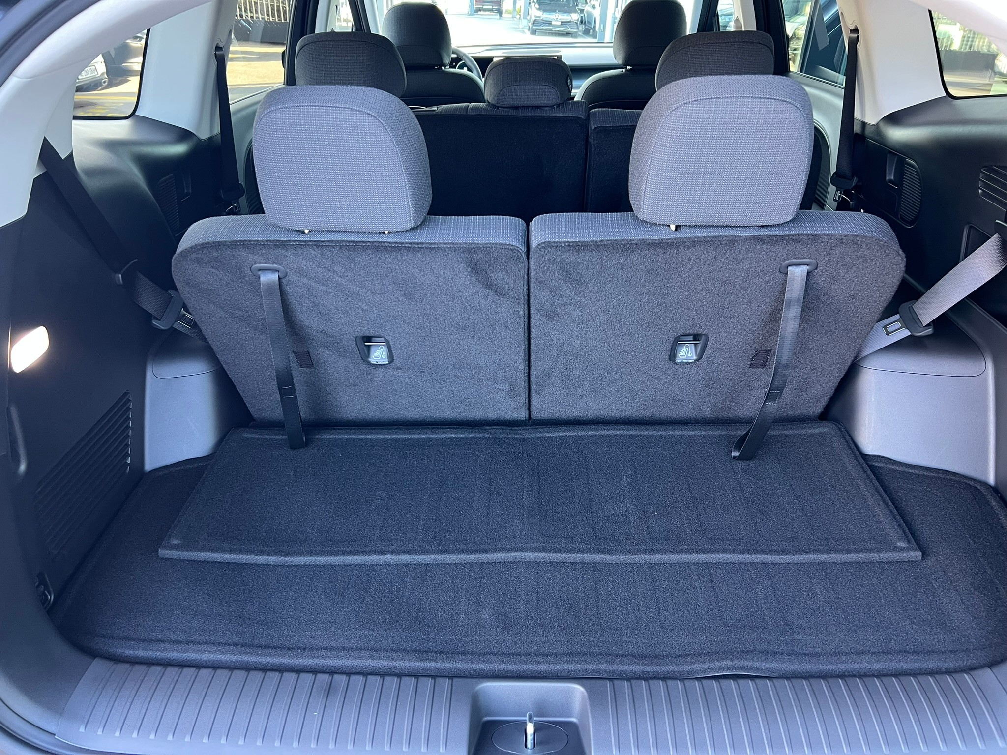 listing desktop thumbnail image 26