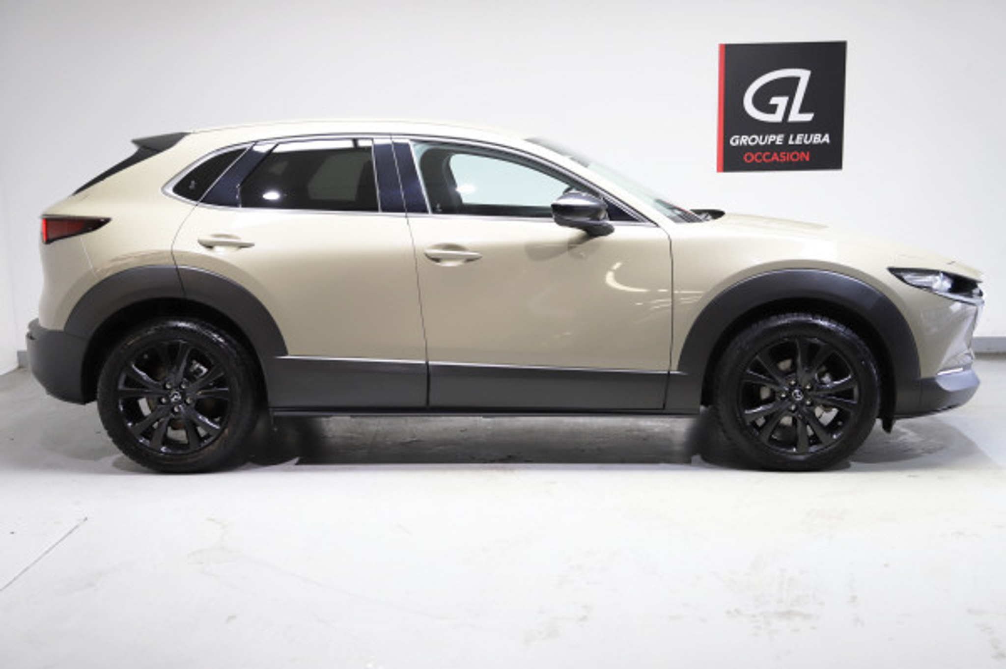 listing desktop thumbnail image 6