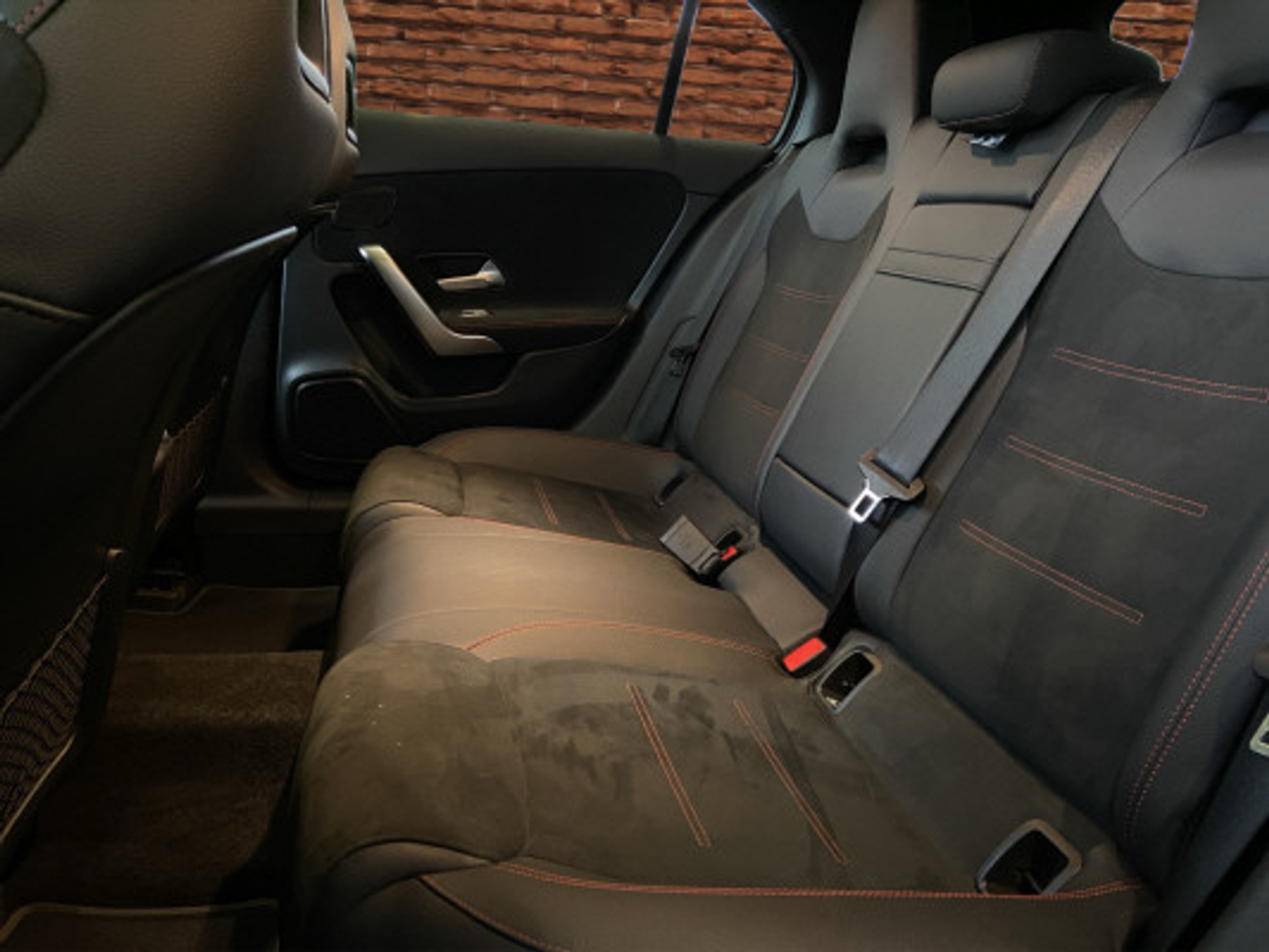 listing desktop thumbnail image 13