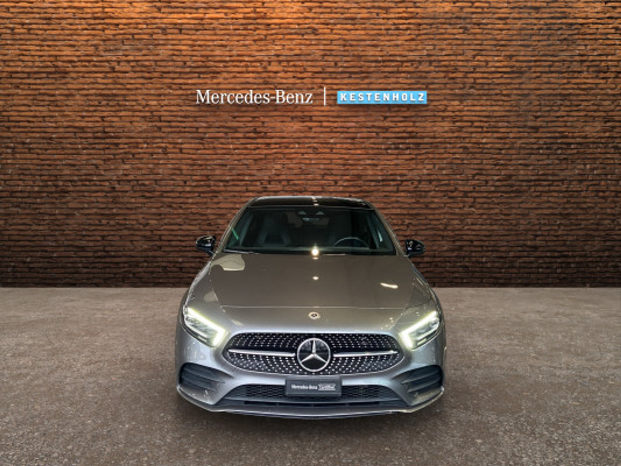 listing desktop thumbnail image 4