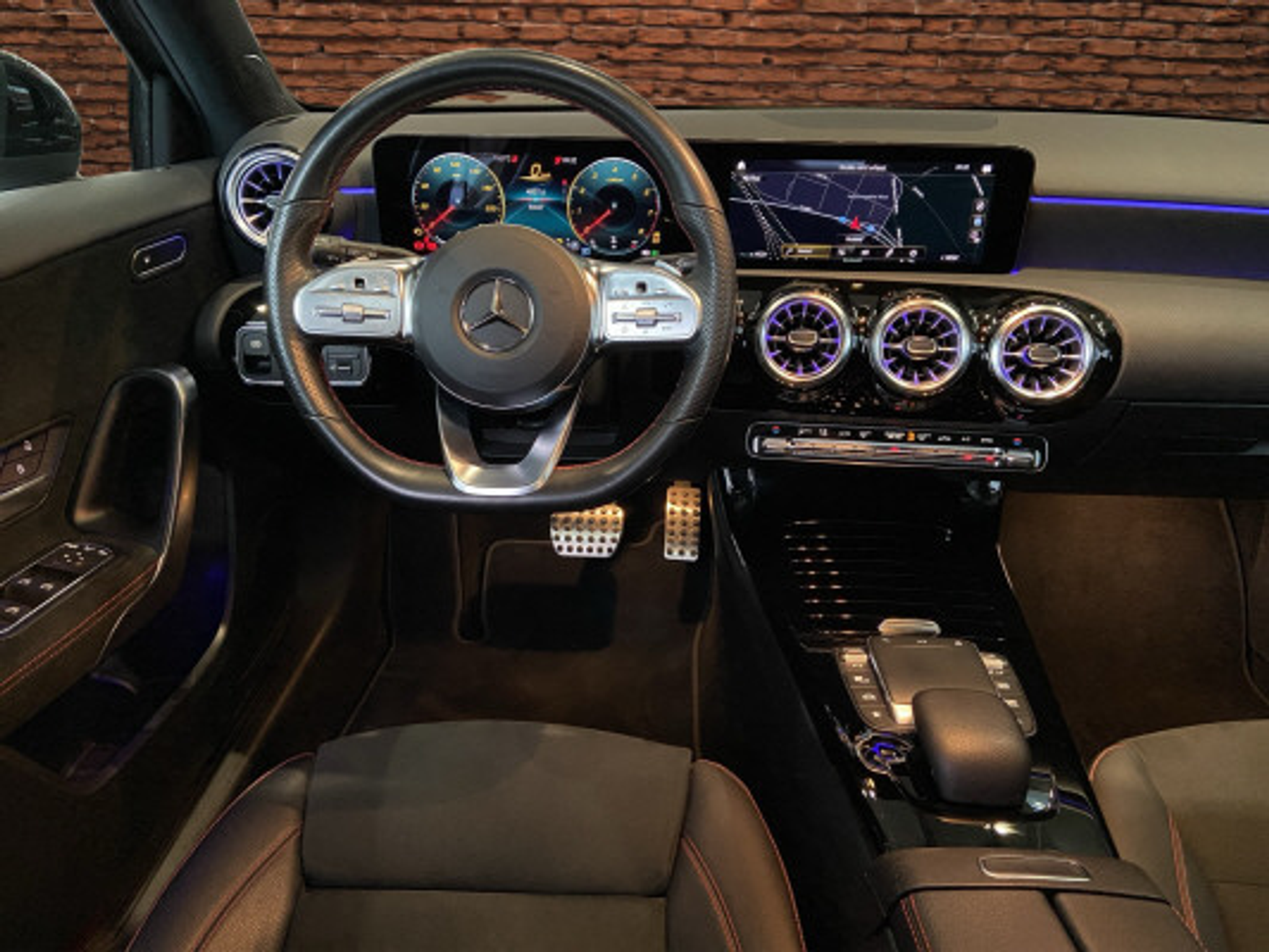 listing desktop thumbnail image 9