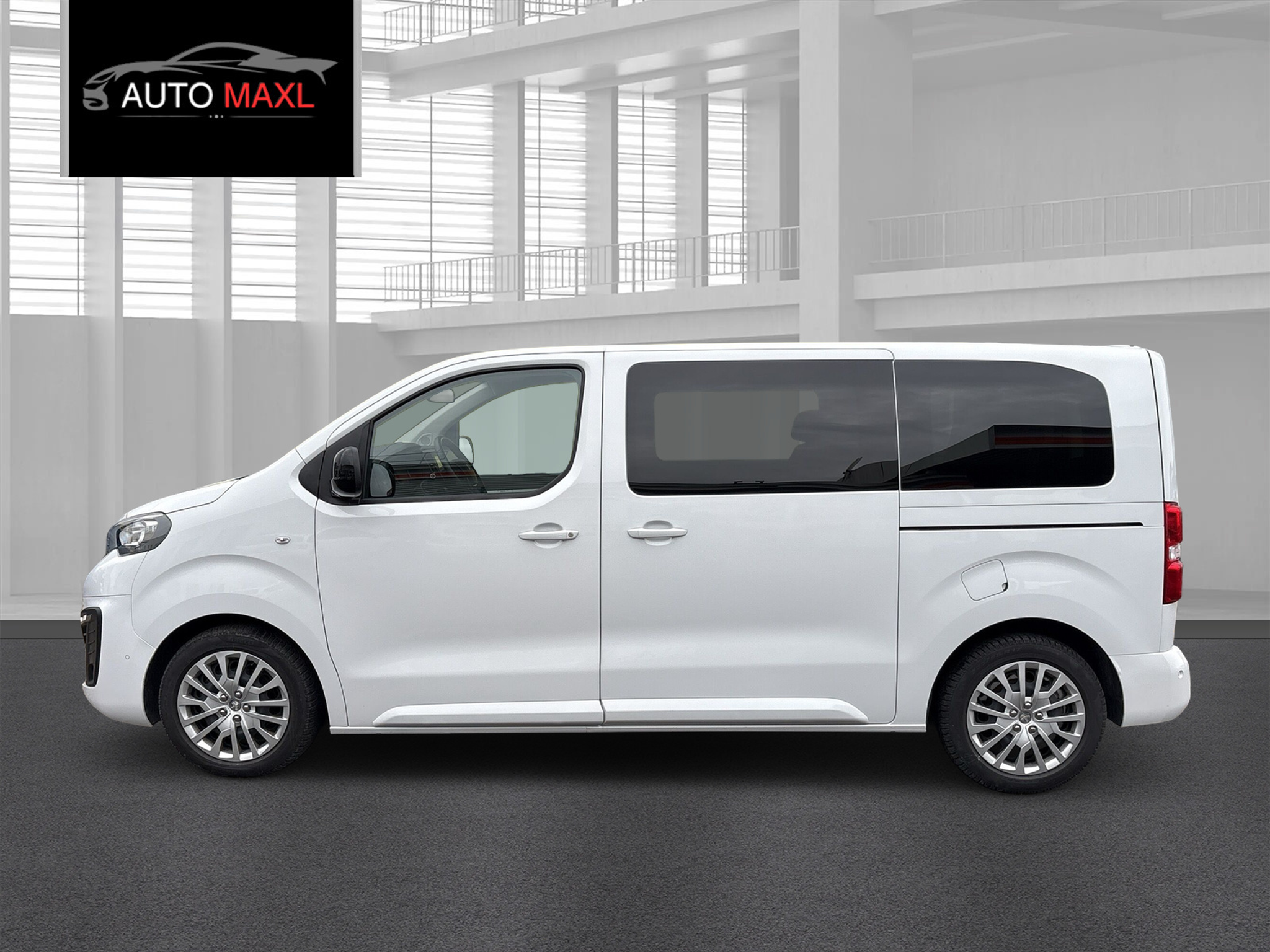 listing desktop thumbnail image 4