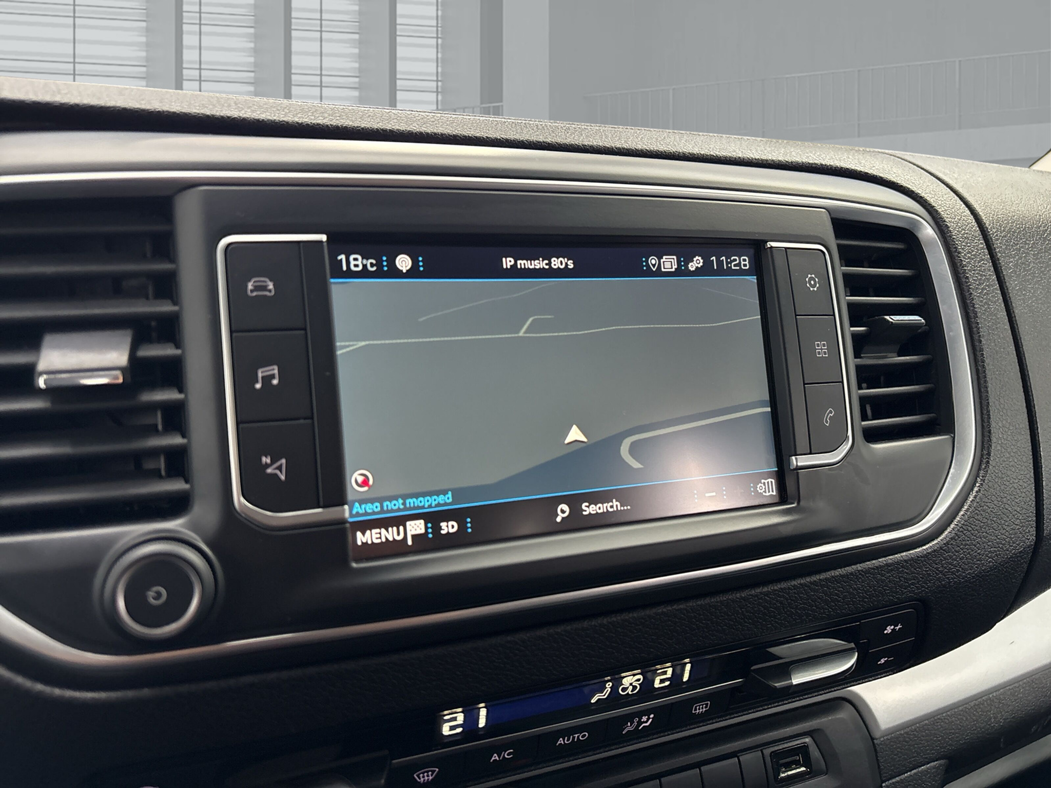 listing desktop thumbnail image 15