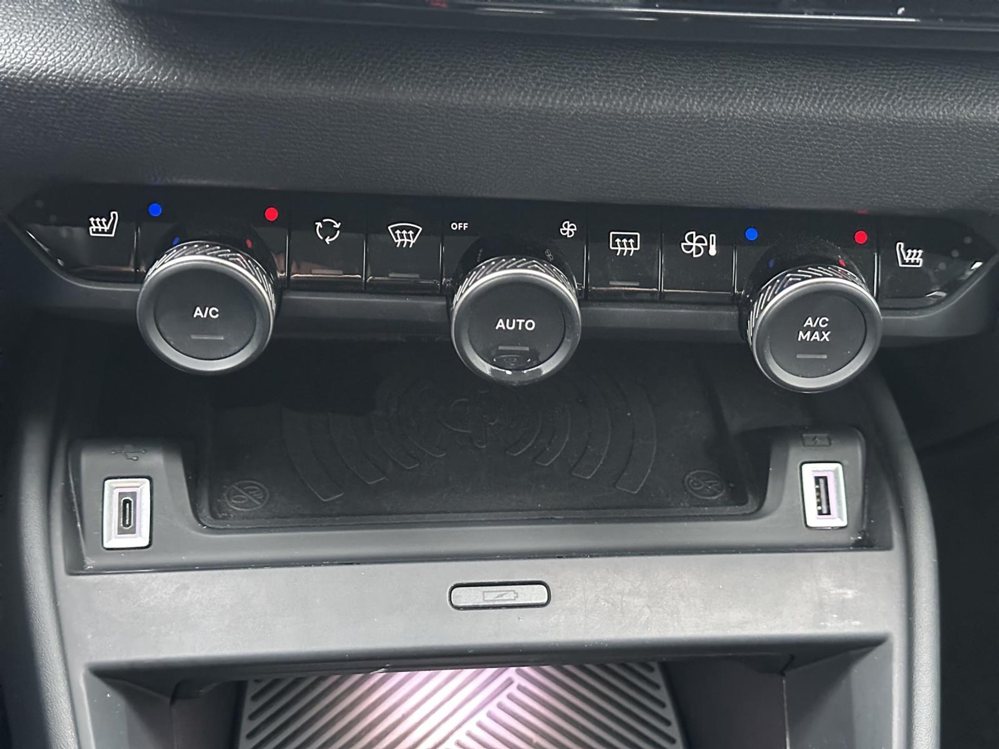 listing desktop thumbnail image 19