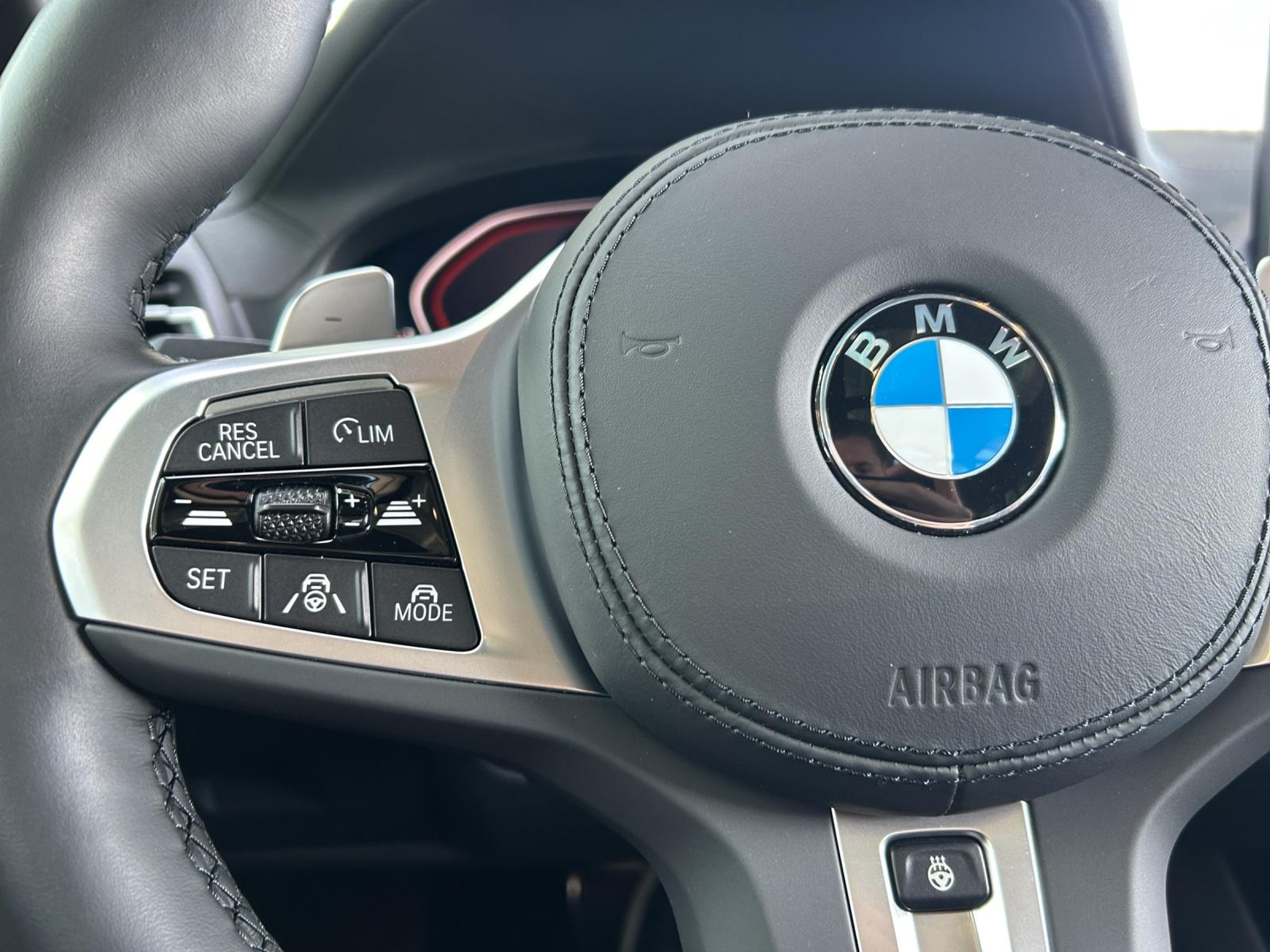 listing desktop thumbnail image 13