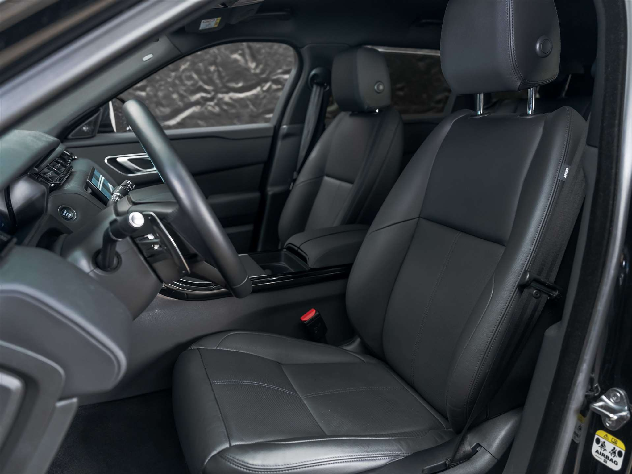 listing desktop thumbnail image 9