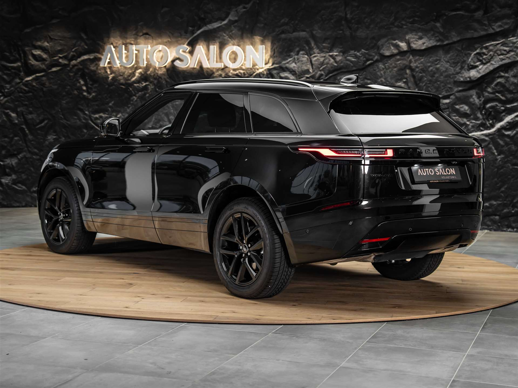 listing desktop thumbnail image 2