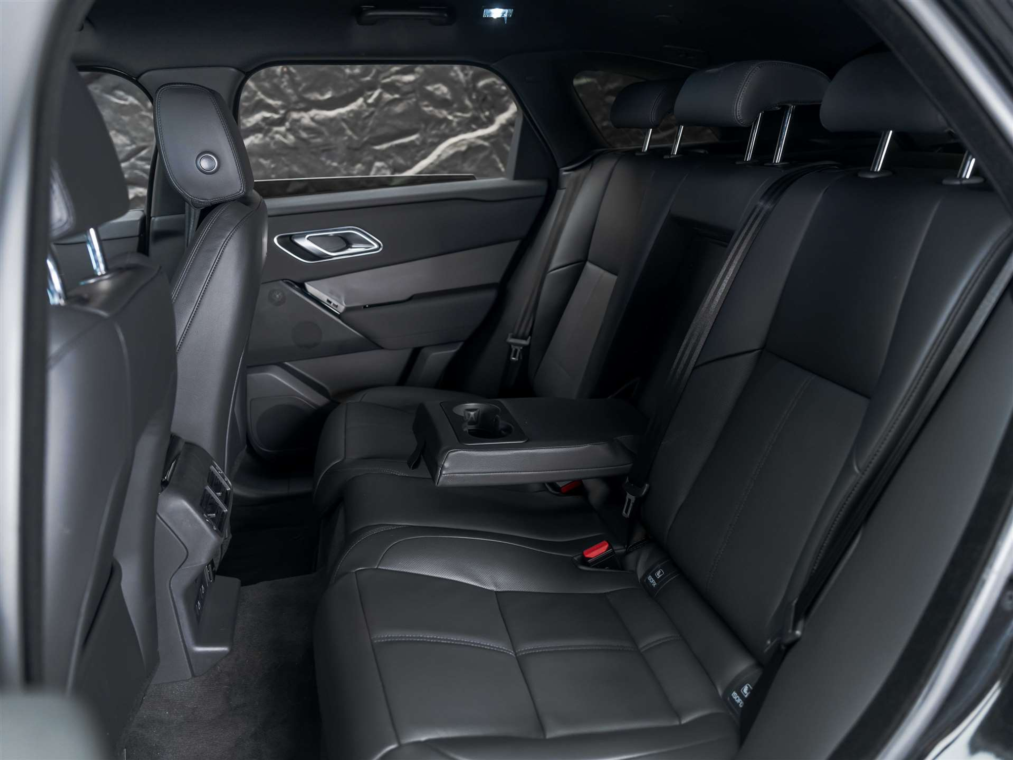 listing desktop thumbnail image 12