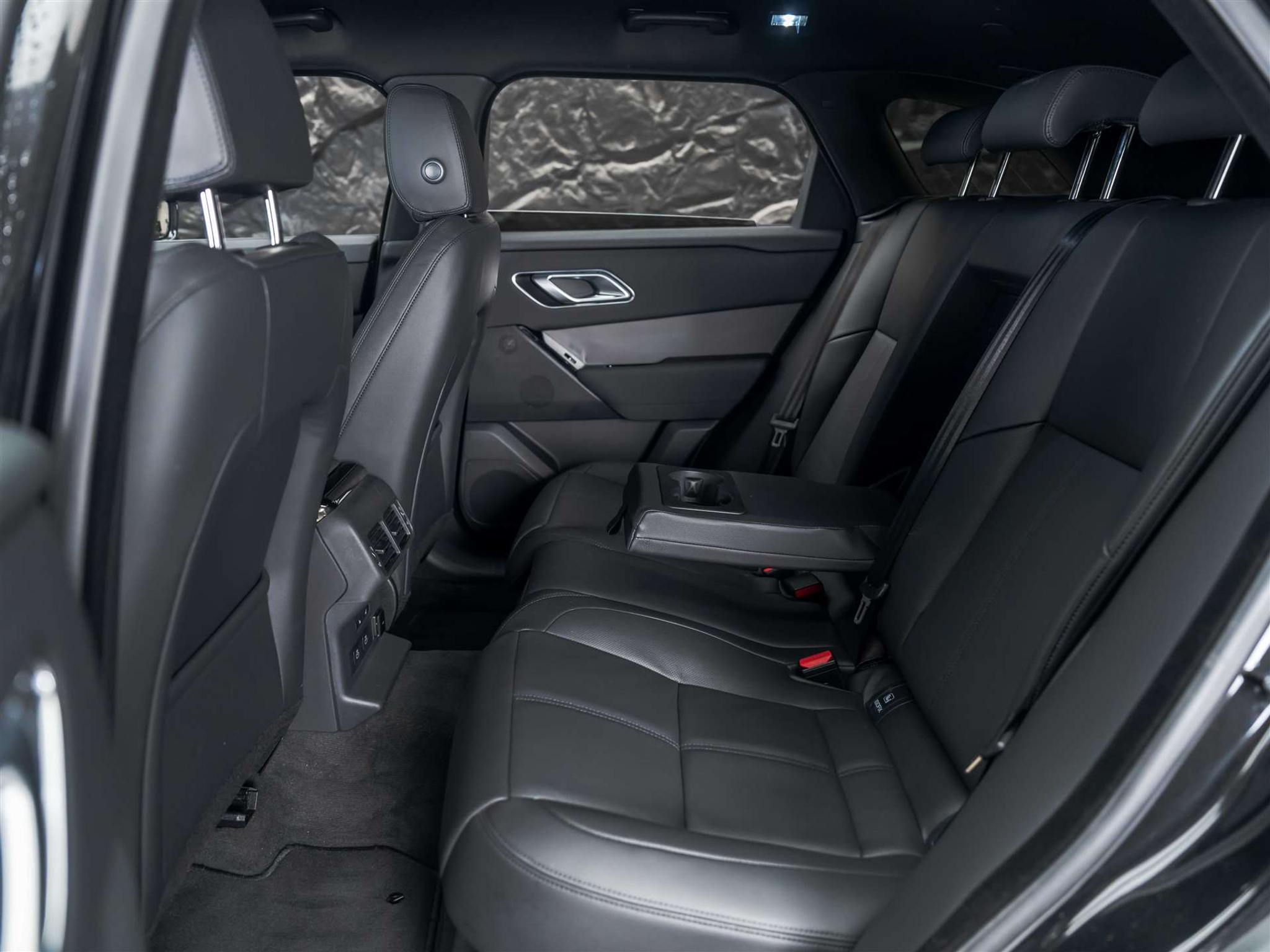 listing desktop thumbnail image 11