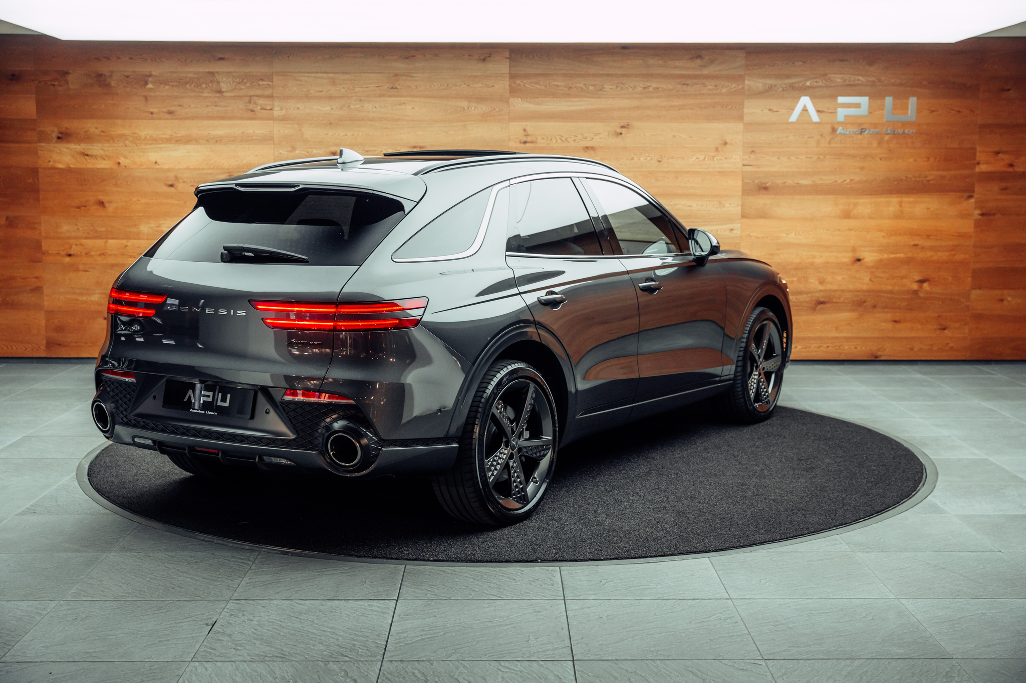 listing desktop thumbnail image 1