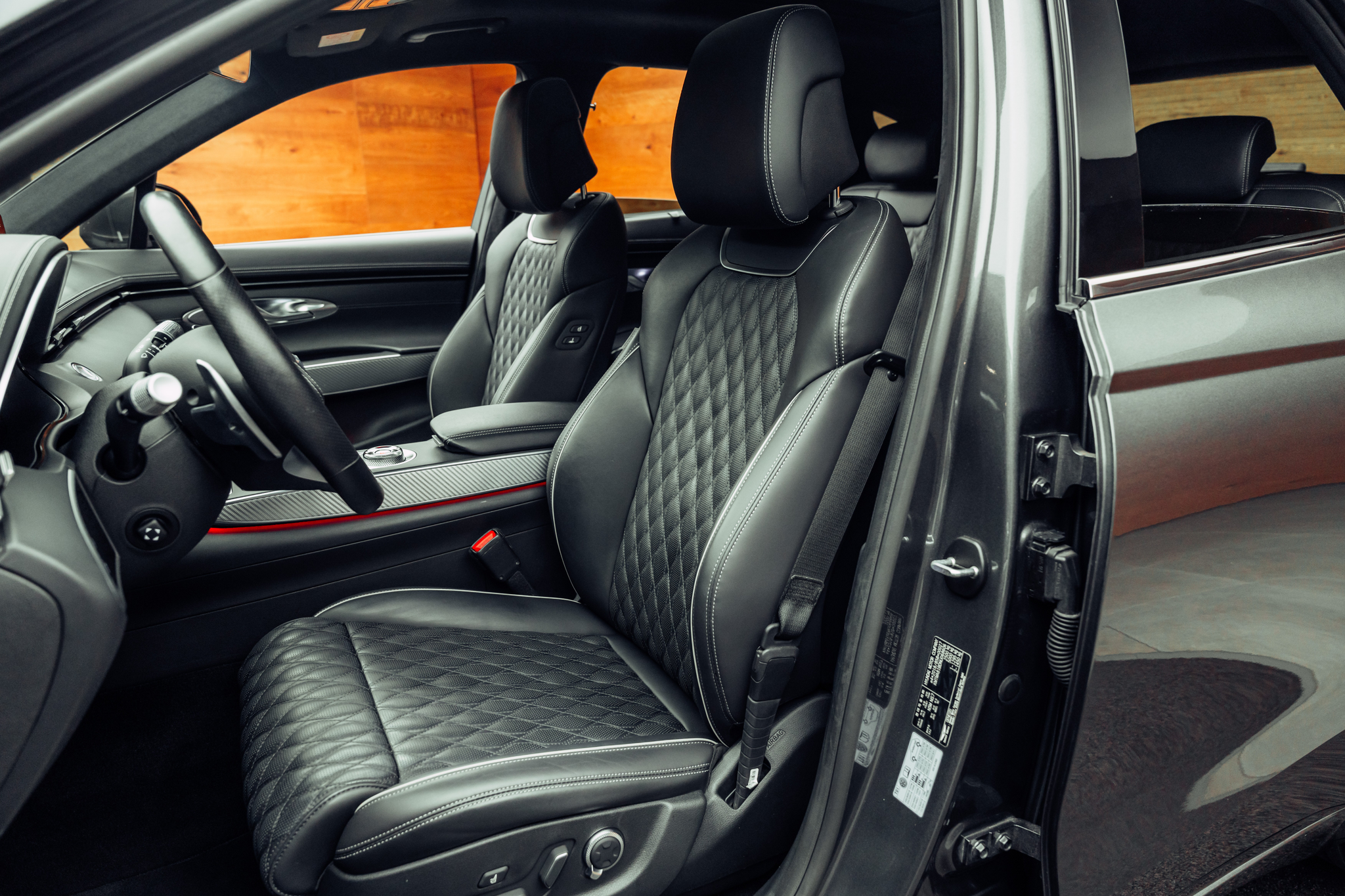 listing desktop thumbnail image 7