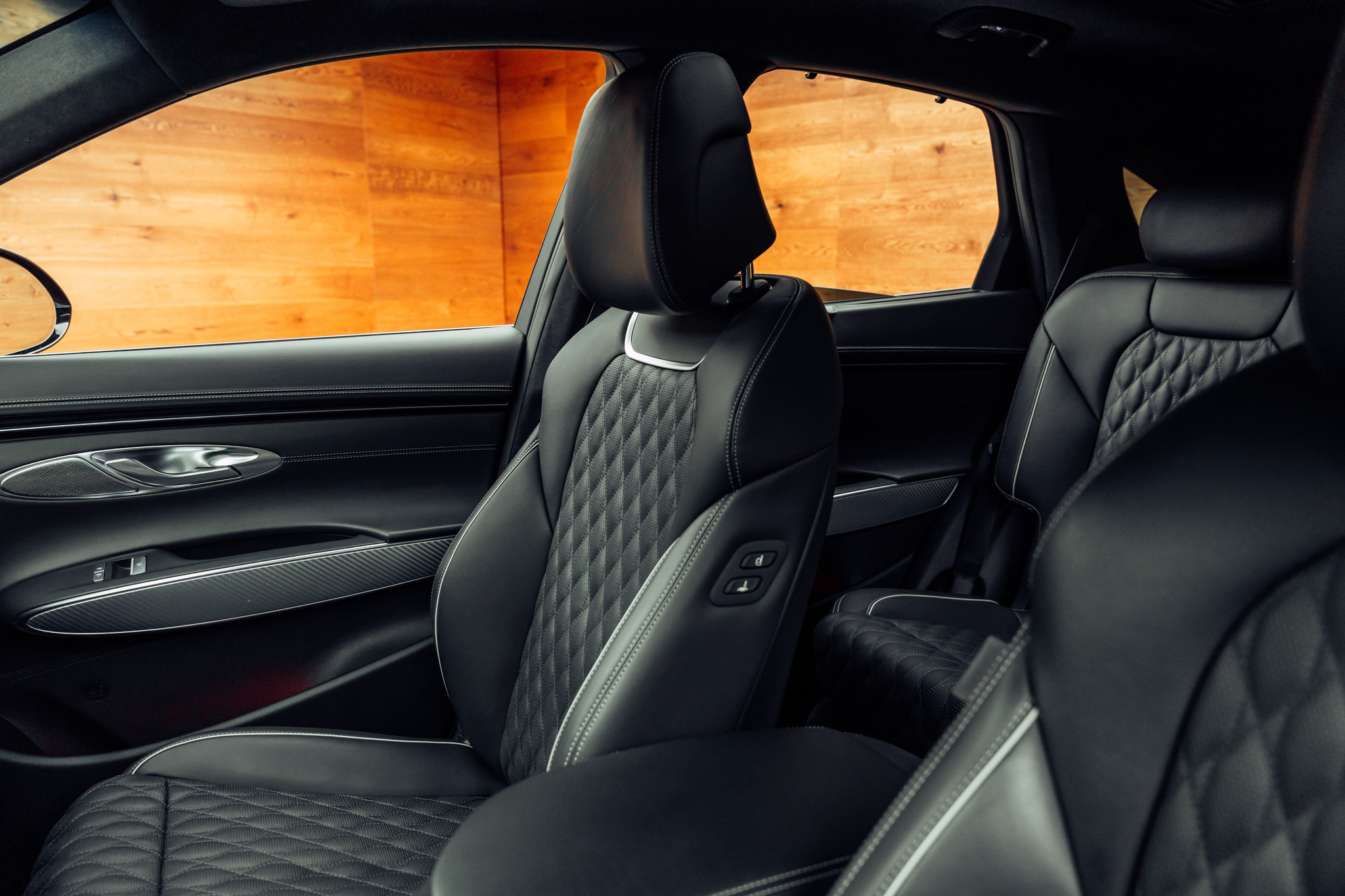 listing desktop thumbnail image 10