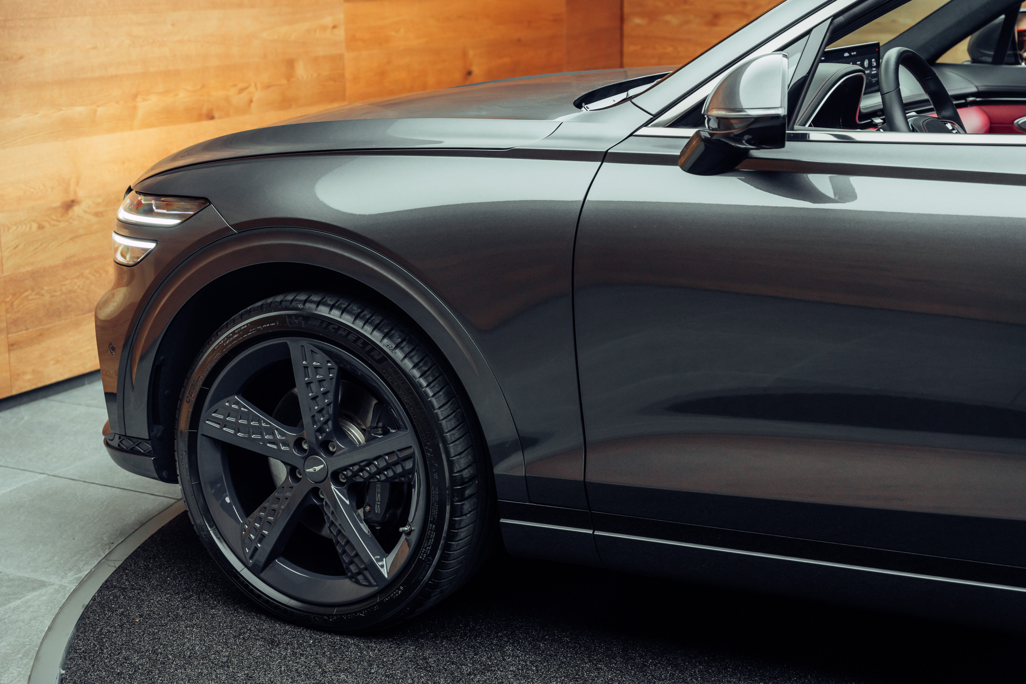 listing desktop thumbnail image 22