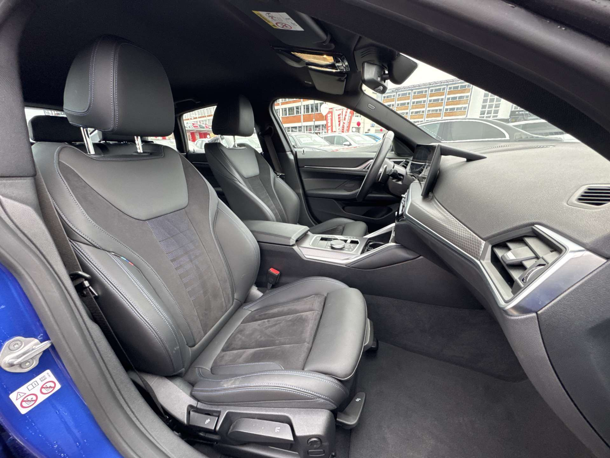 listing desktop thumbnail image 12