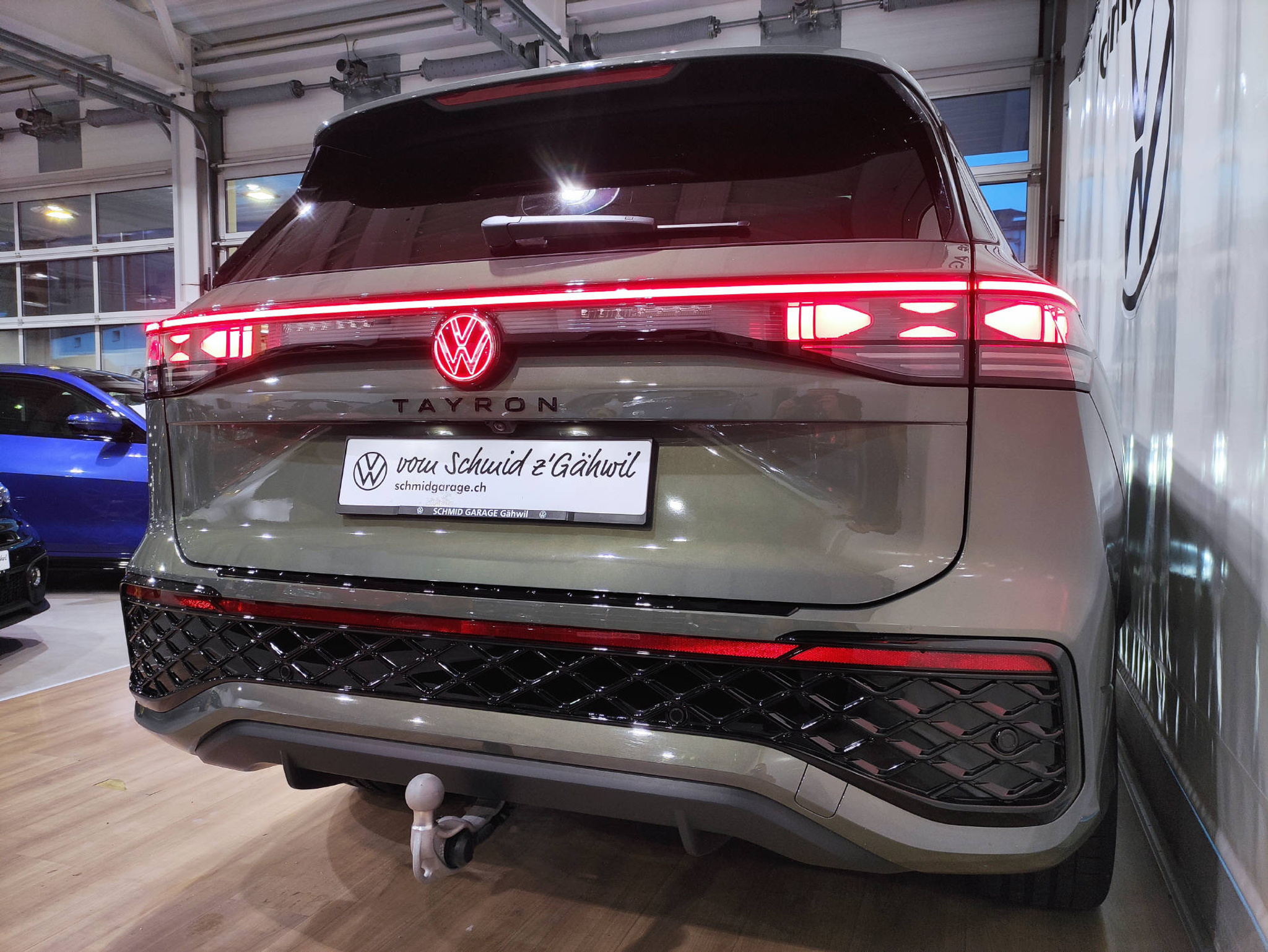 listing desktop thumbnail image 14