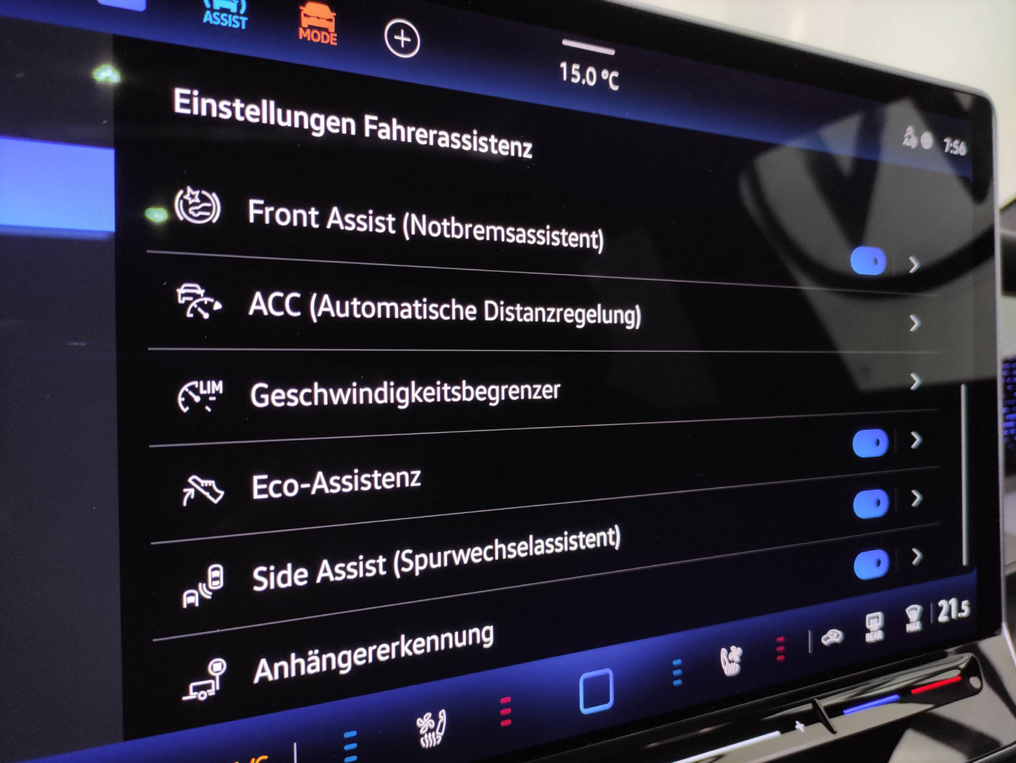 listing desktop thumbnail image 7